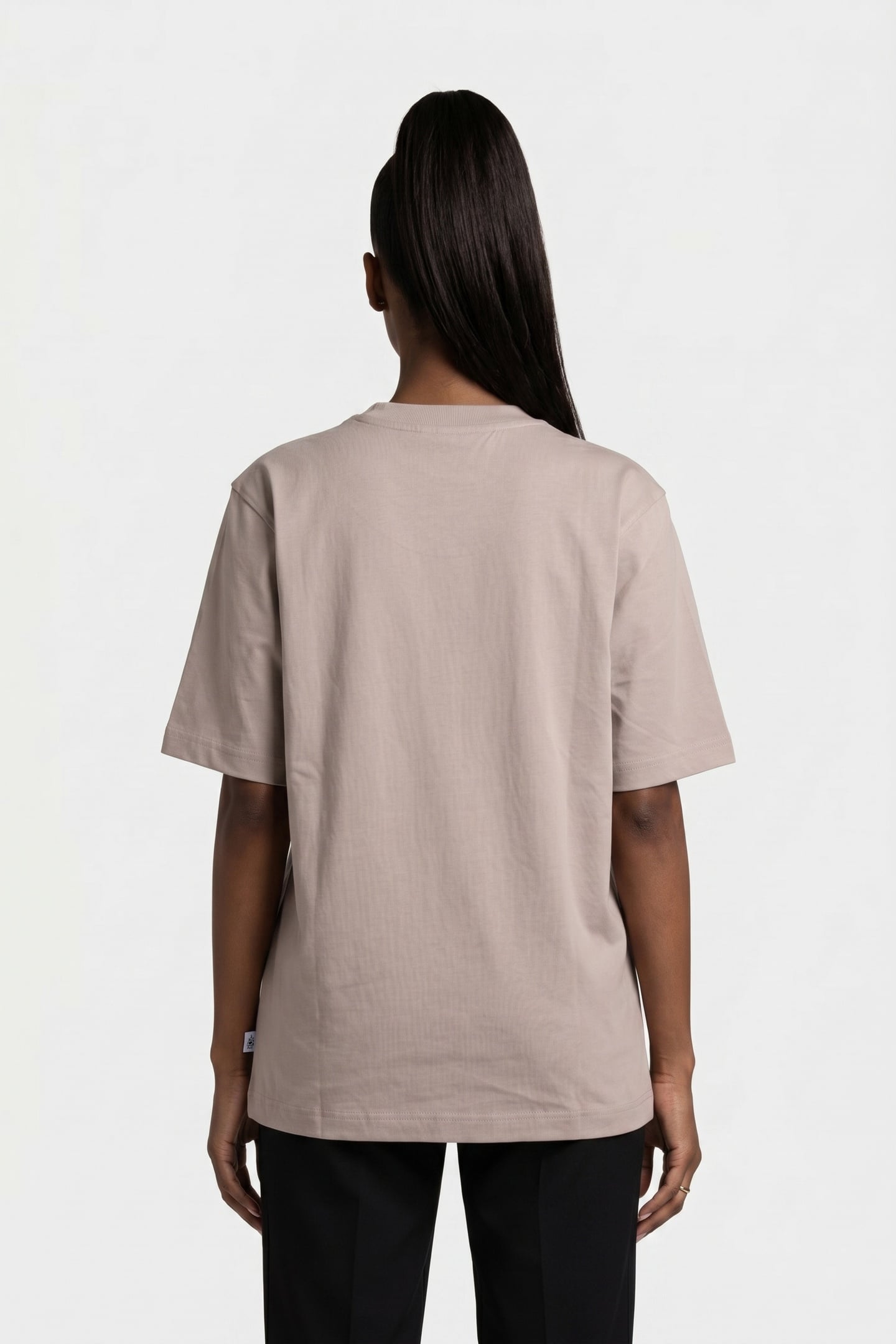 SPORTSWEAR UNISEX LOUNGE T-SHIRT 4