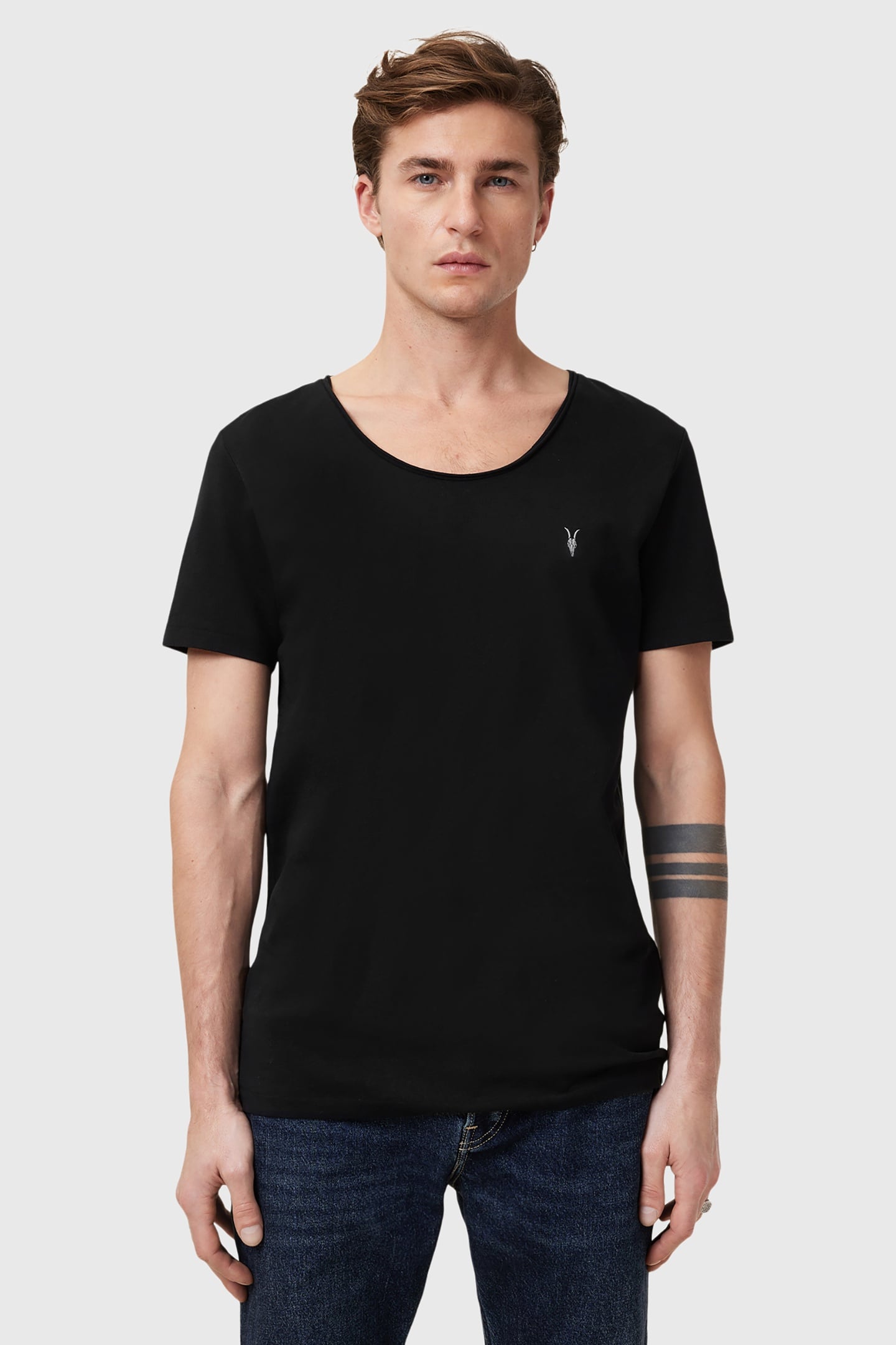 FARIS SS CREW JET BLACK 2
