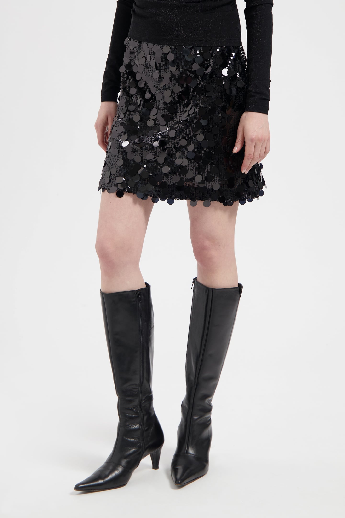 NOUS SOMMES LABELS – ZOEY SKIRT BLACK 2