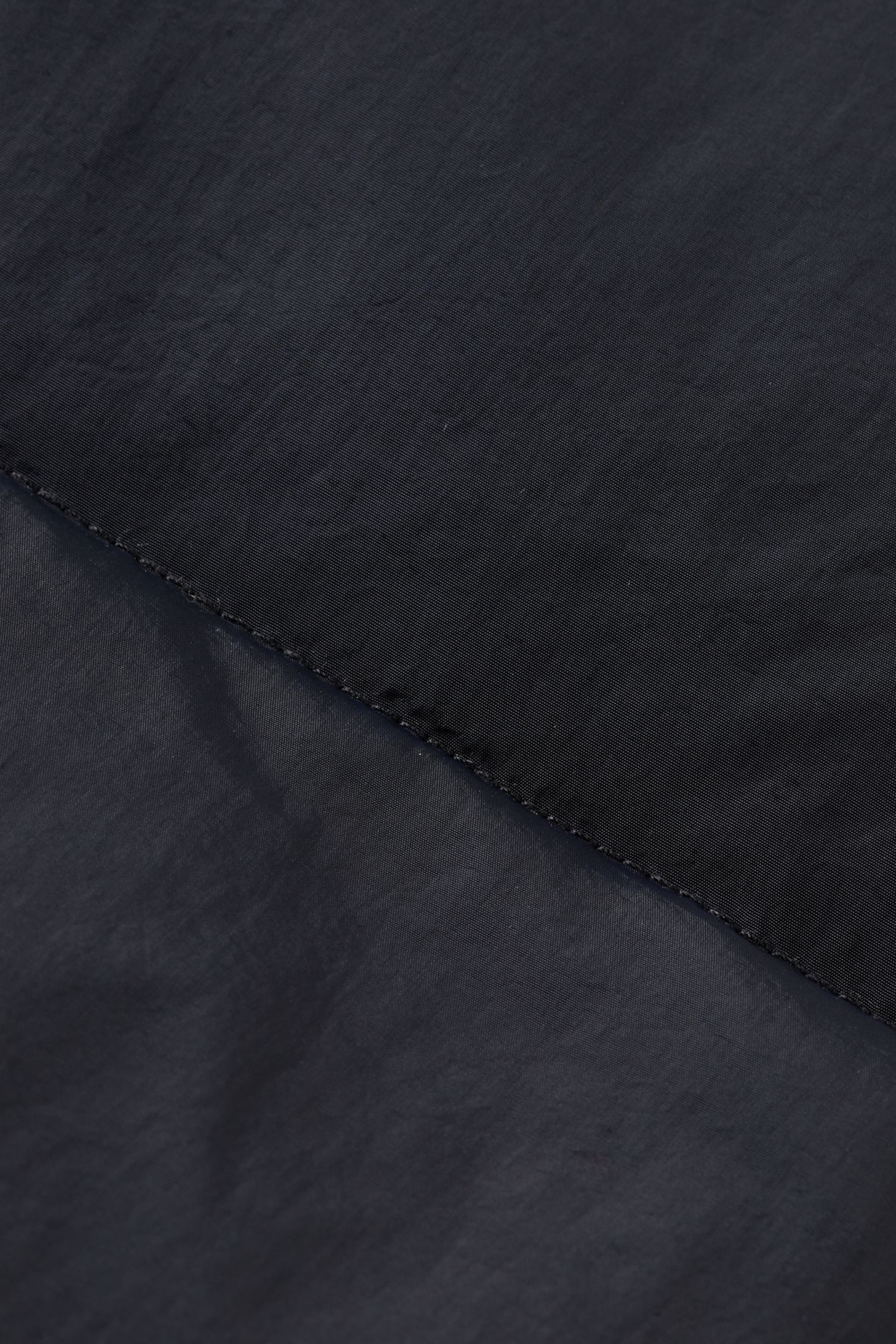 QUILTED HOODED VEST BLACK 3