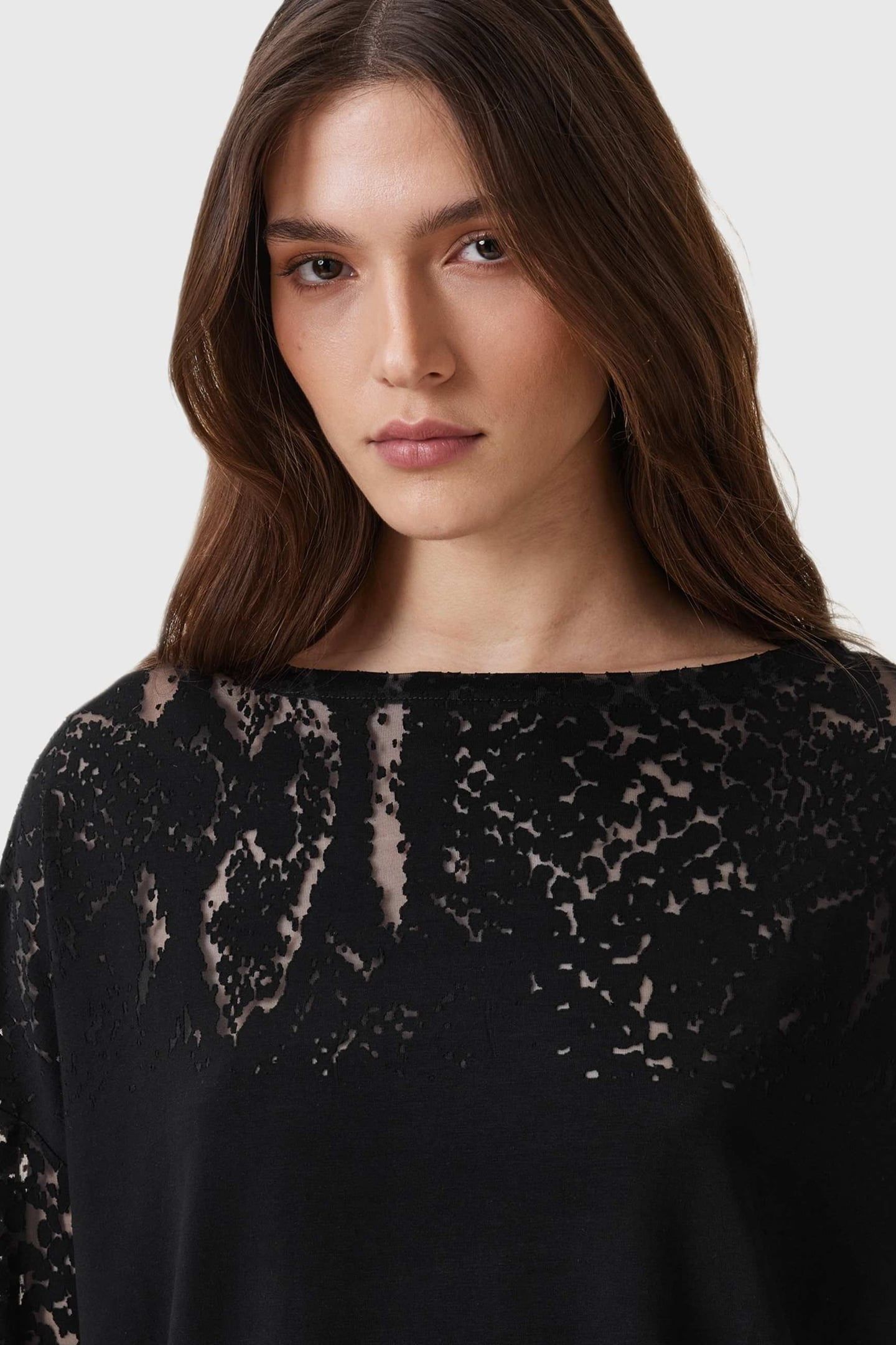 RITA SNAKE TEE BLACK 2