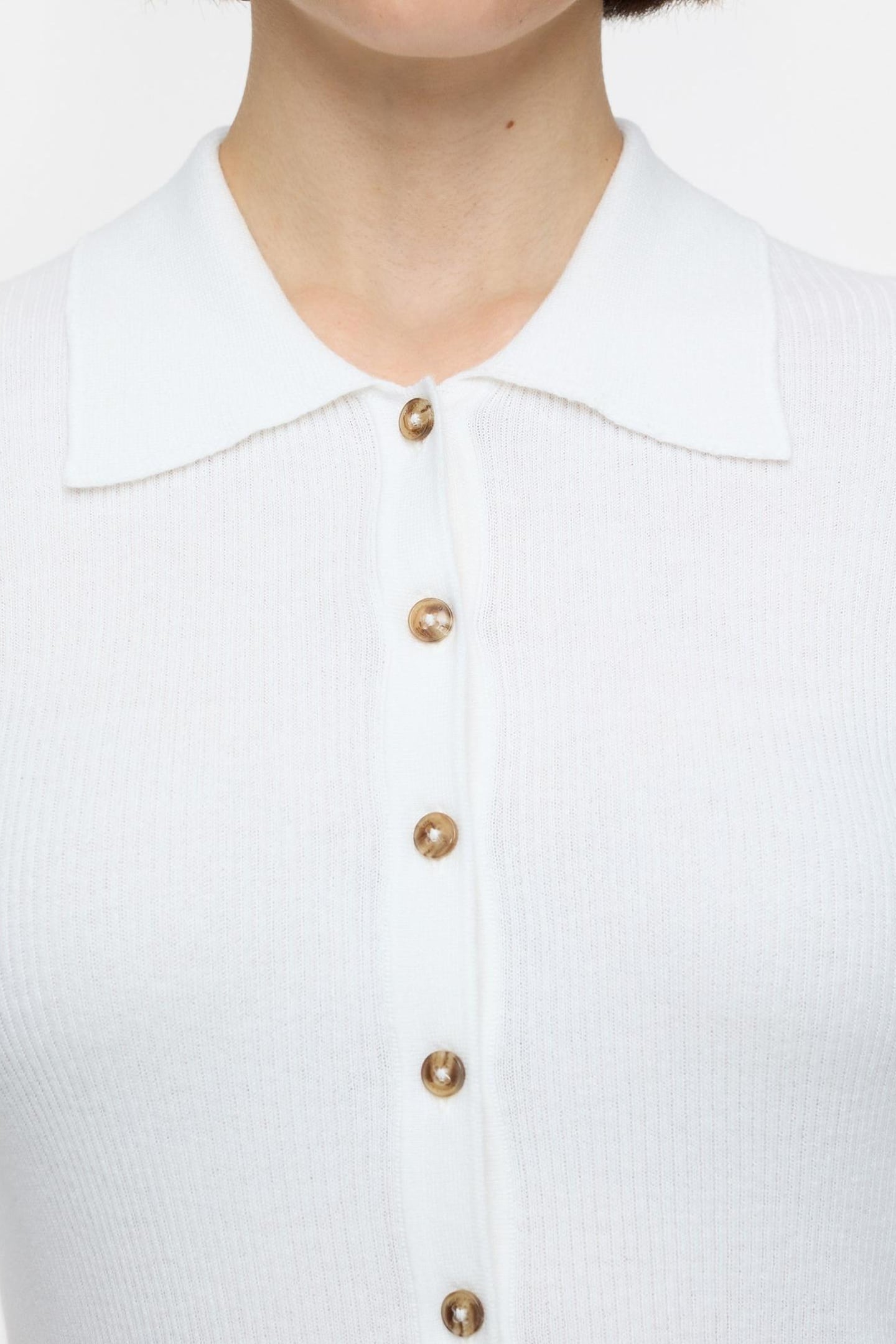POLO SHORT SLEEVE IVORY 3