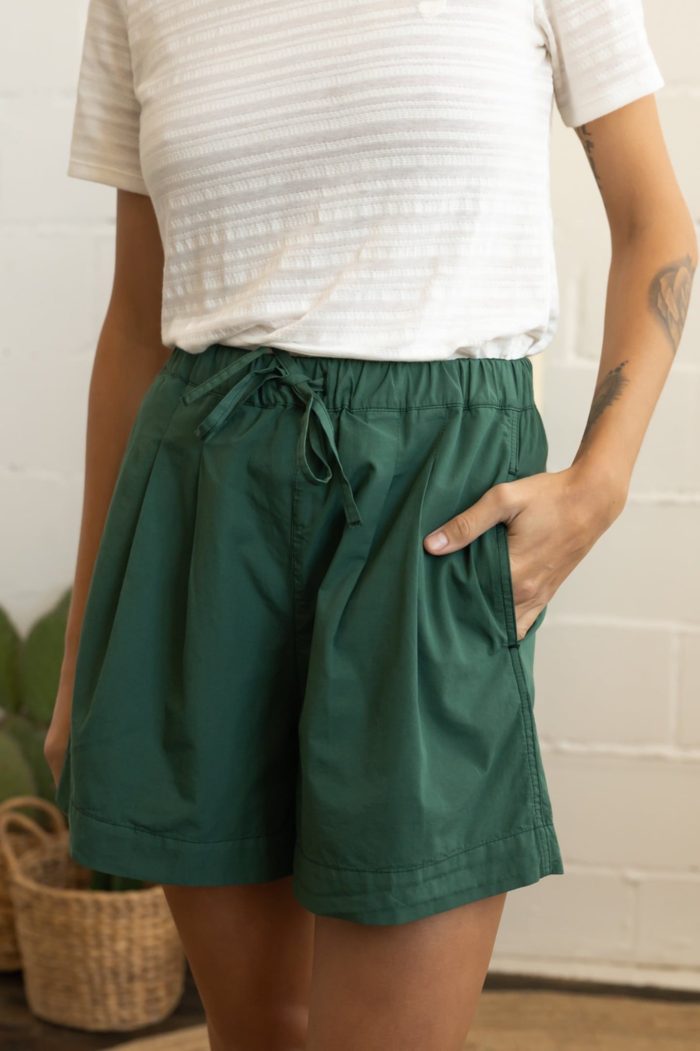 MAINAU SHORTS SMOKE PINE 2