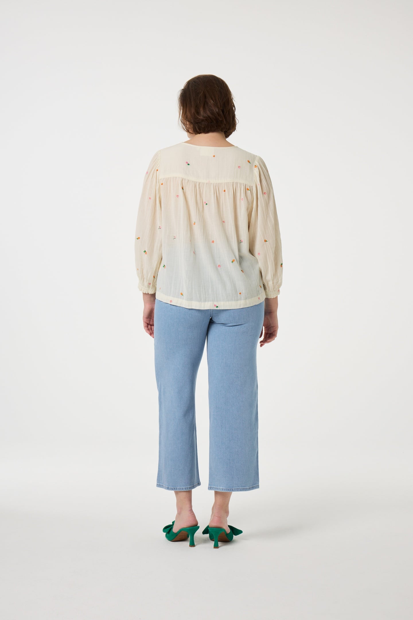 BINDI TOP COSY WHITE 3