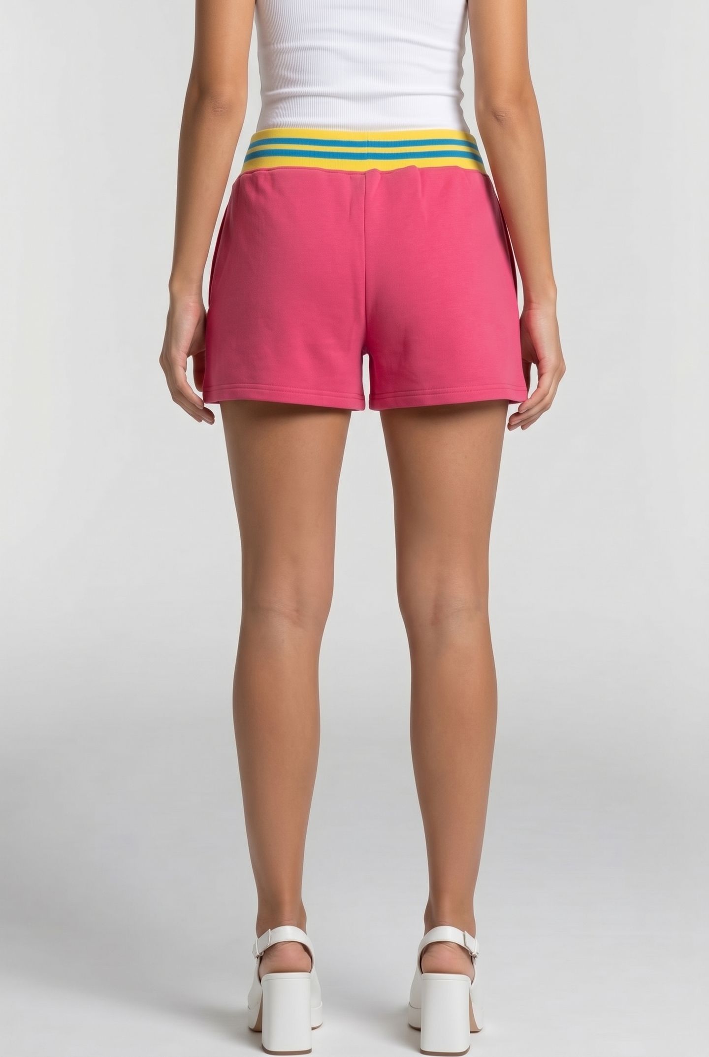 PINK SHORTS PINK 2
