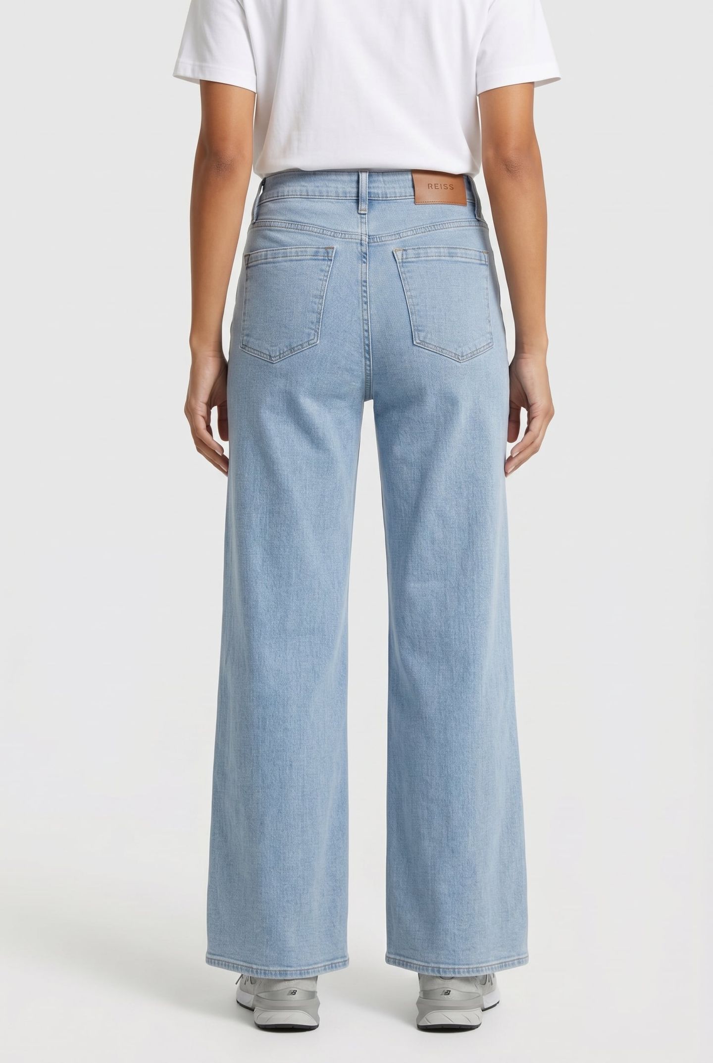 WIDE LEG JEAN PALE BLUE 2