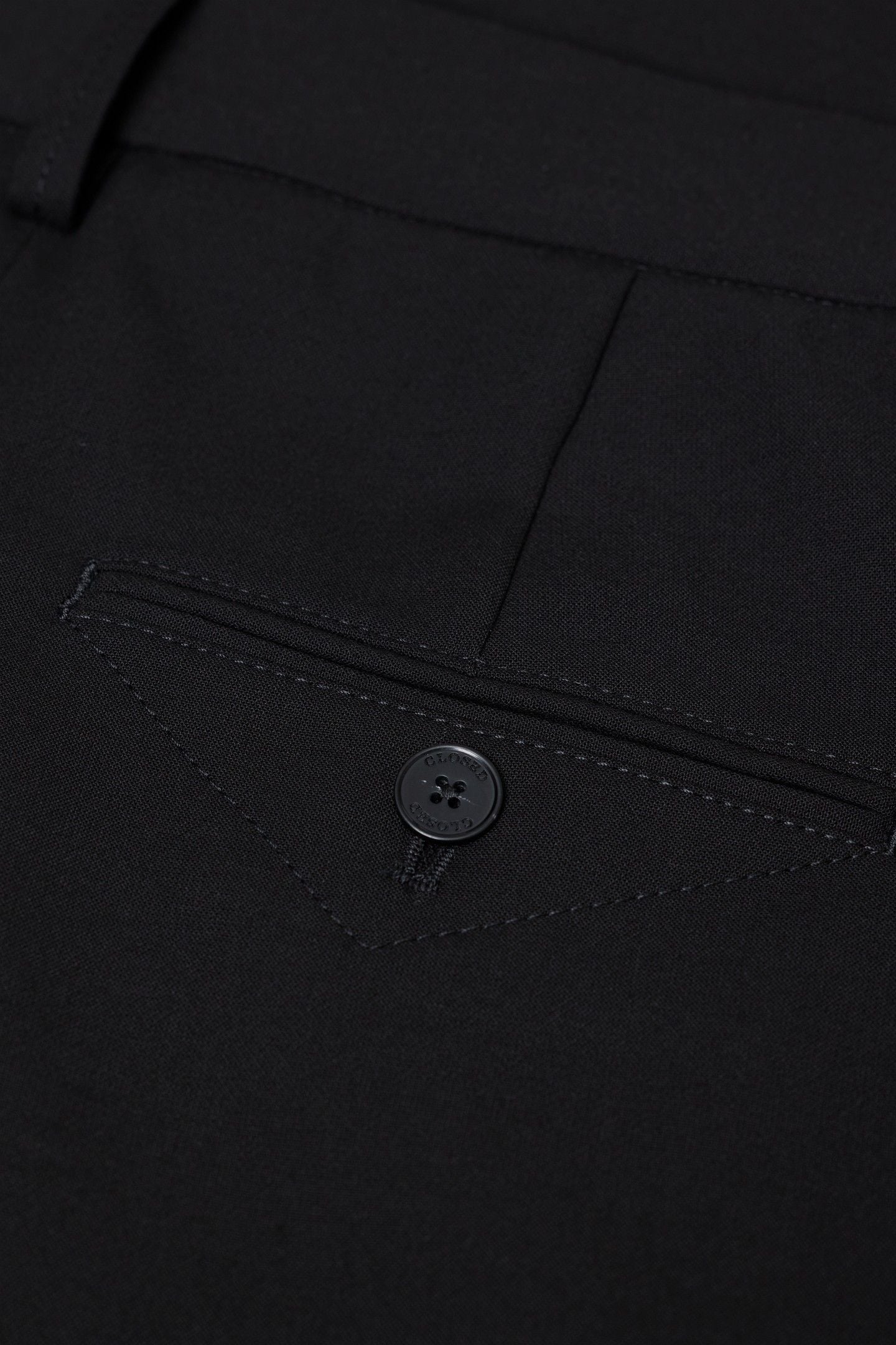 JURDY BLACK 4