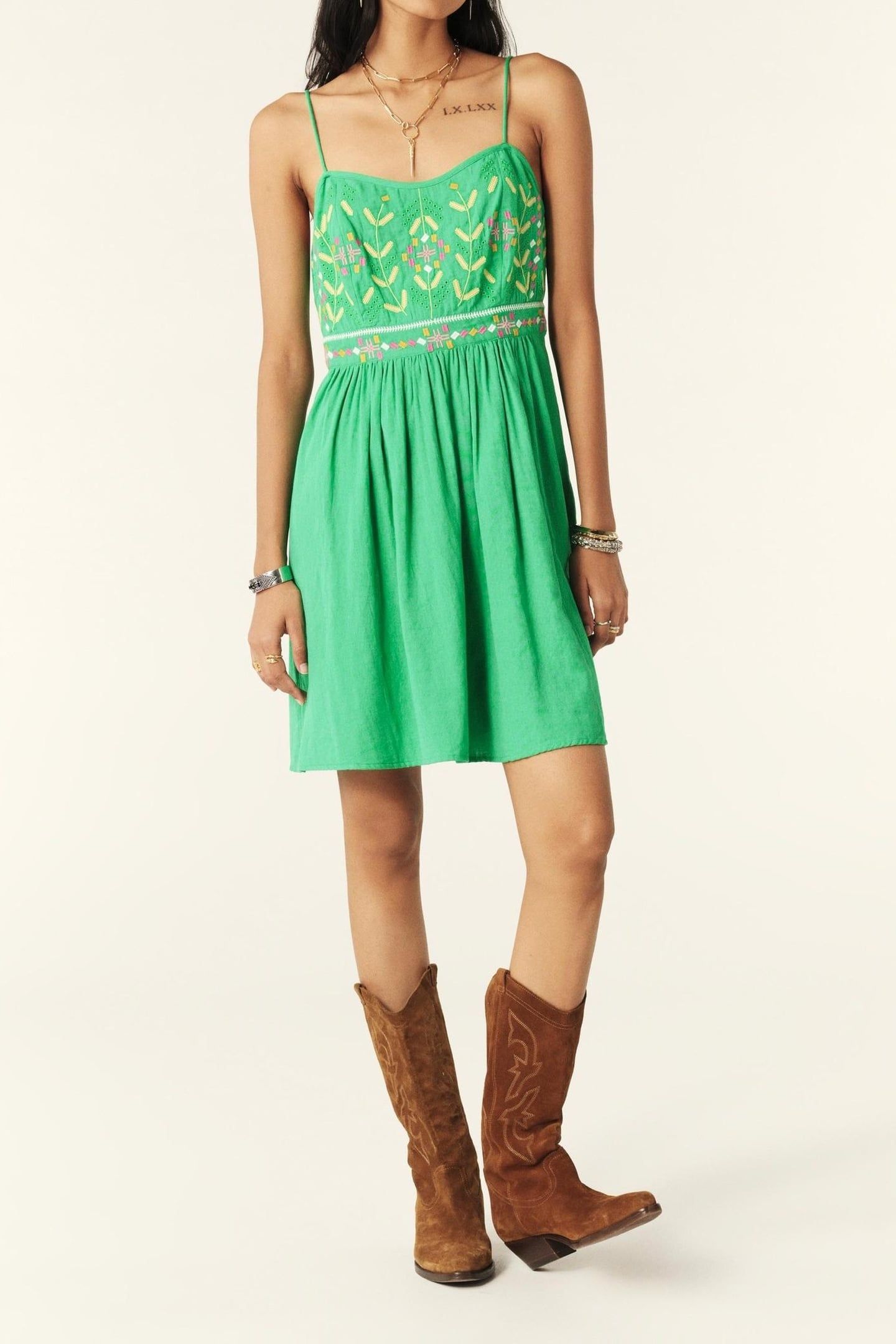 ROBE KIKA VERT 2