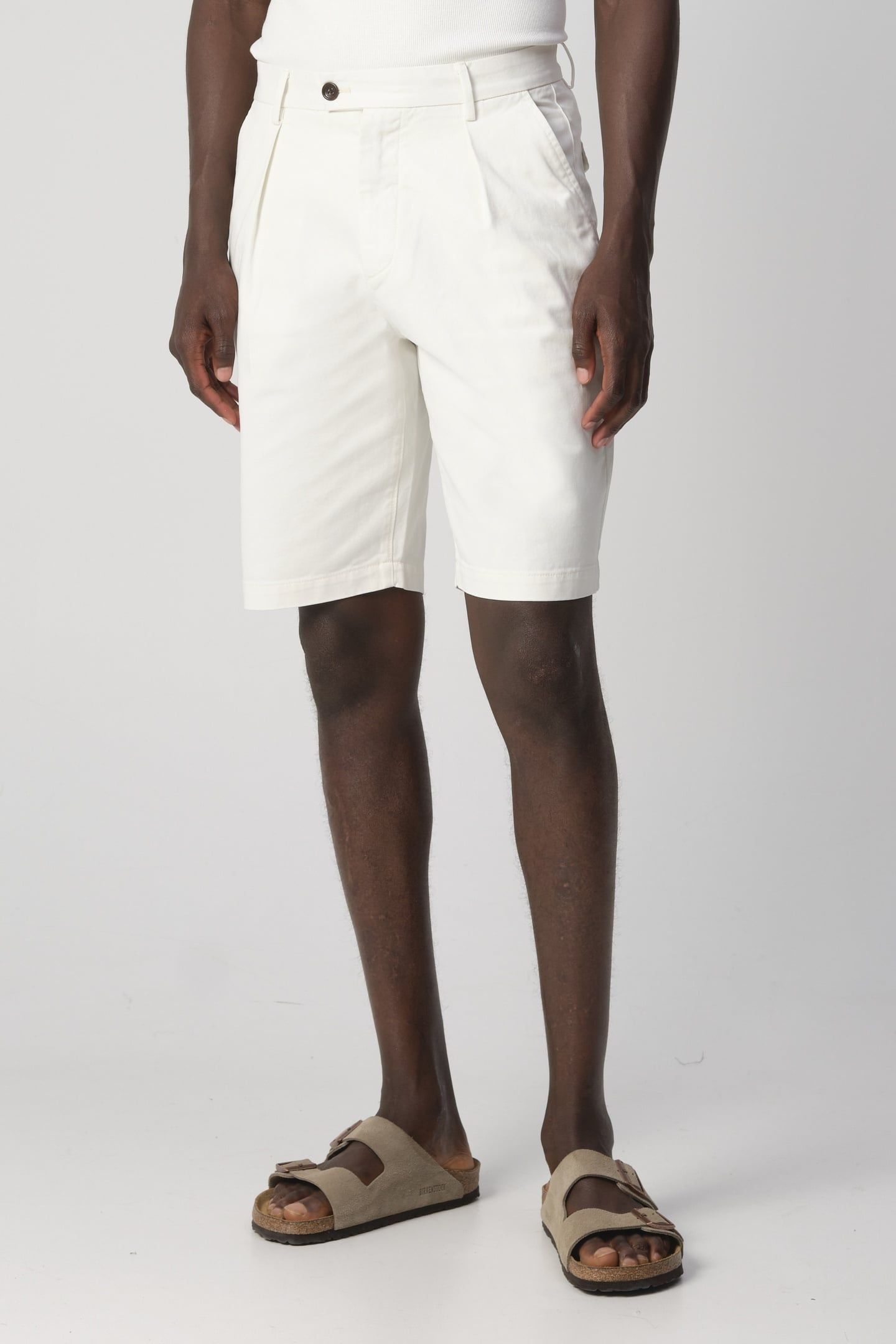 RAHEEL SHORT WHITE 1