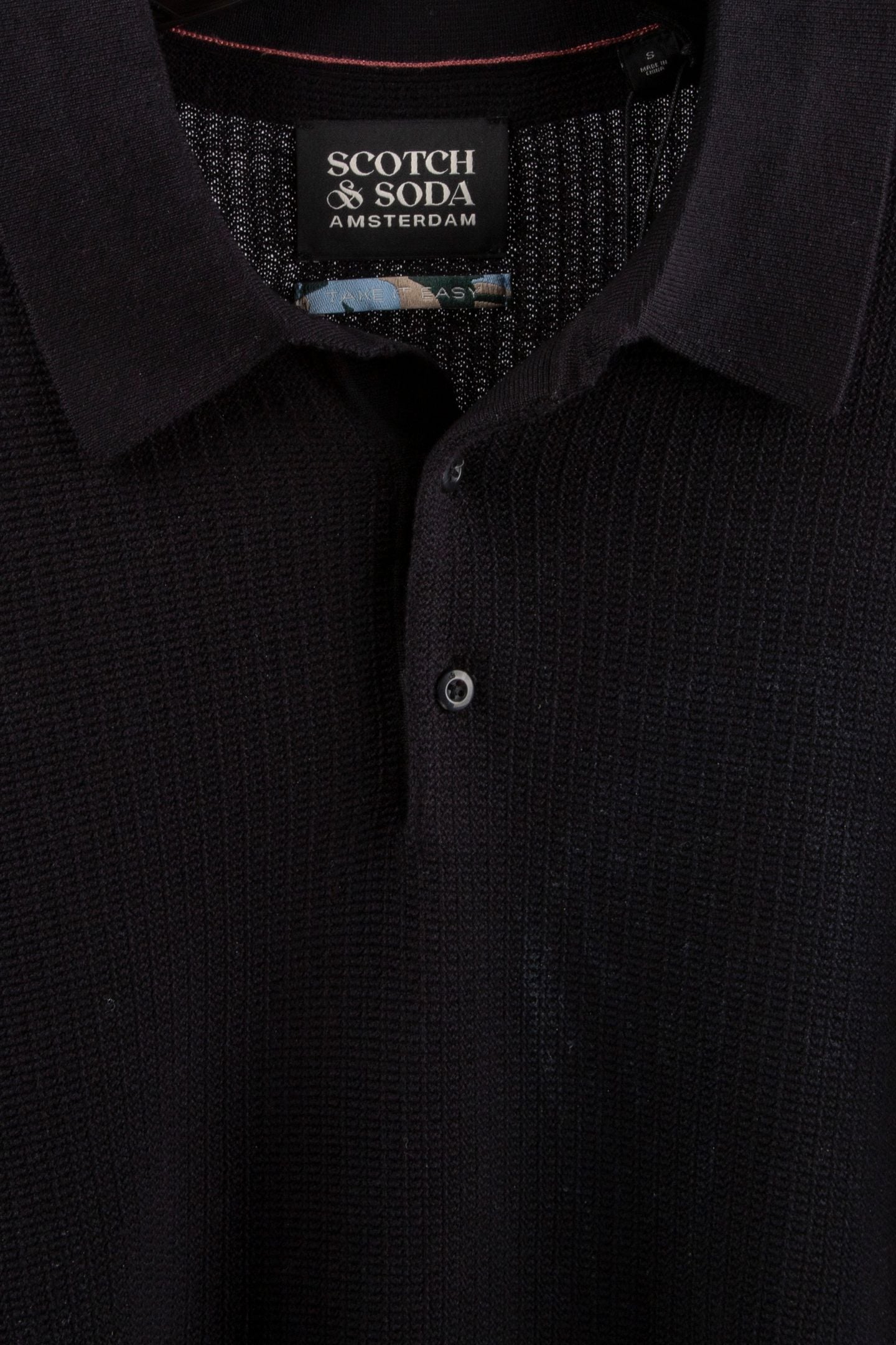 STRUCTURED KNITTED SOLID POLO BLACK 5