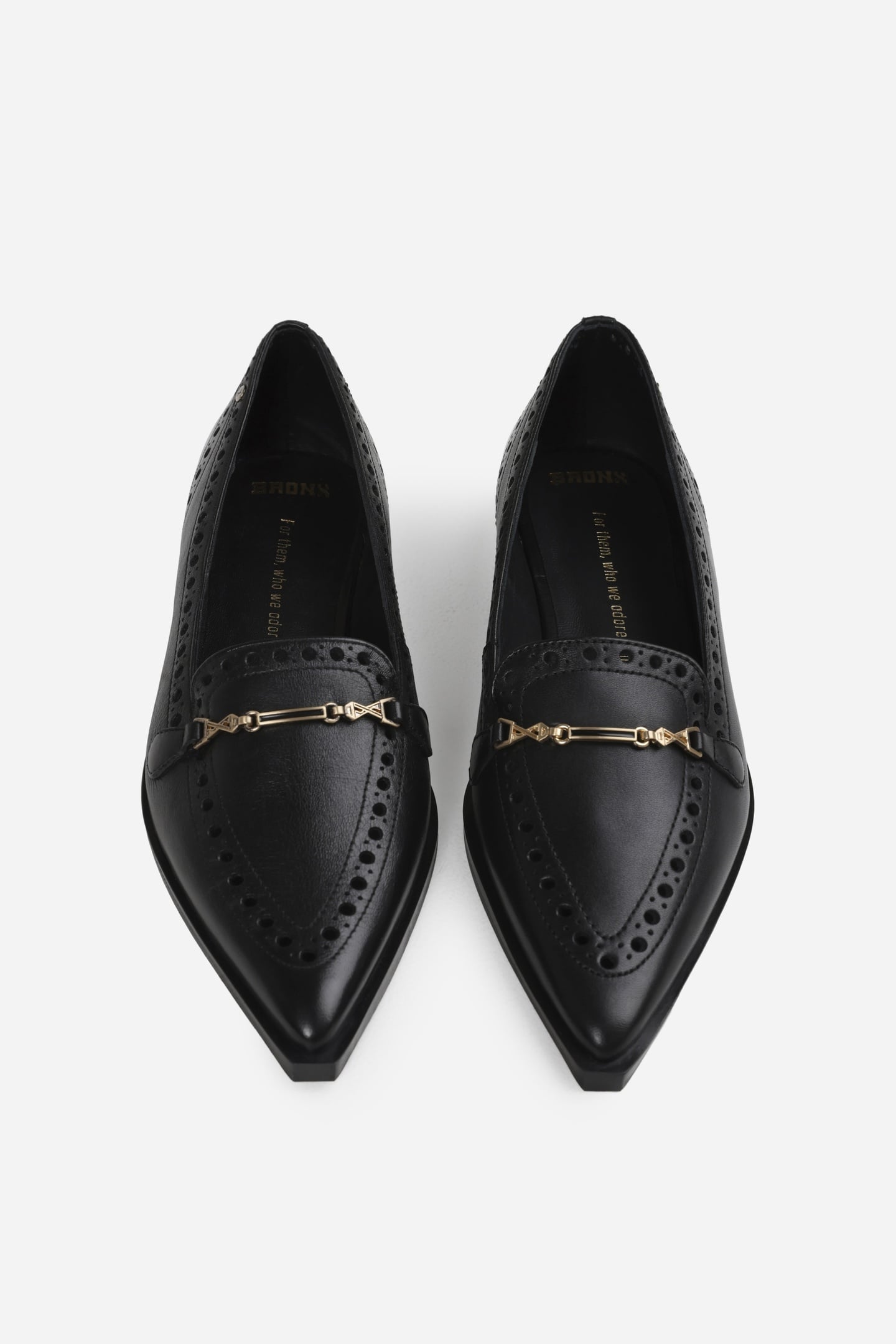 LAUR-YNN LOW SHOE BLACK 6