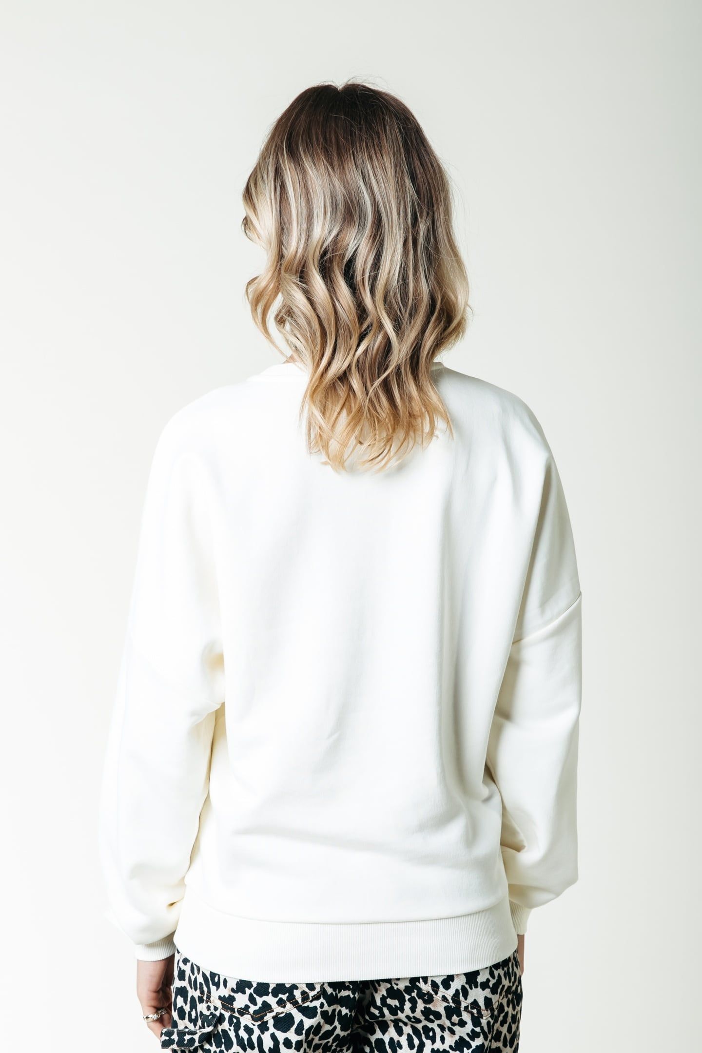 EAGLE DROPPED SHOULDER SWEAT OFF WHITE 2