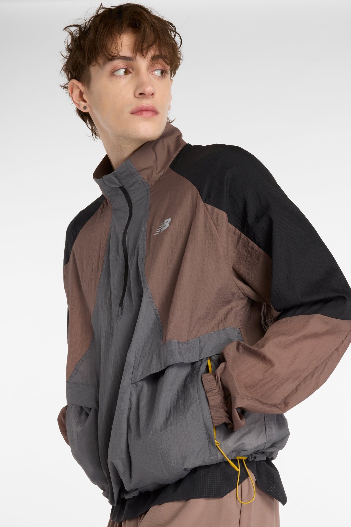 RUN WATER RESISTANT JACKET EARTHSHA 5