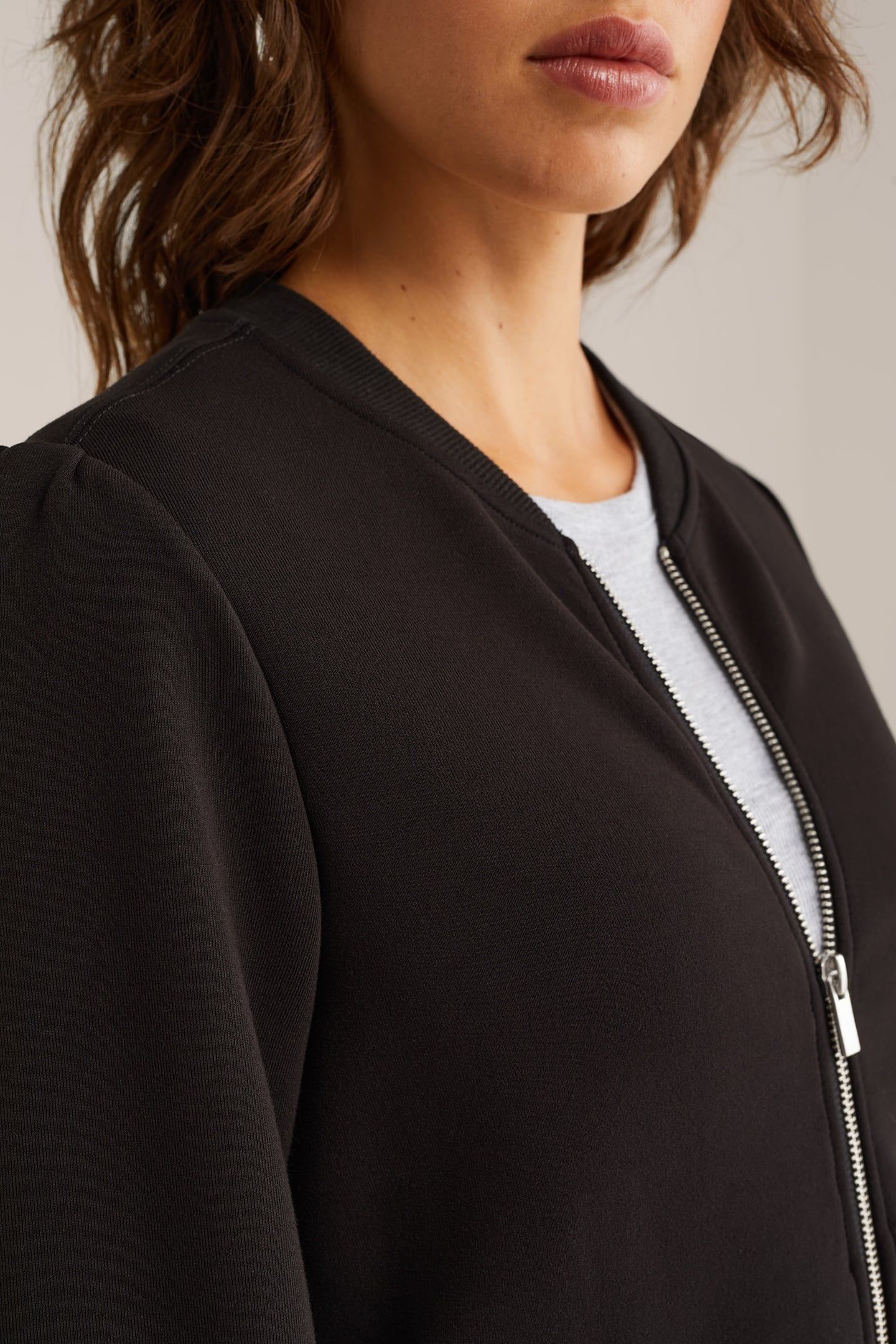 BOMBER BLACK 6