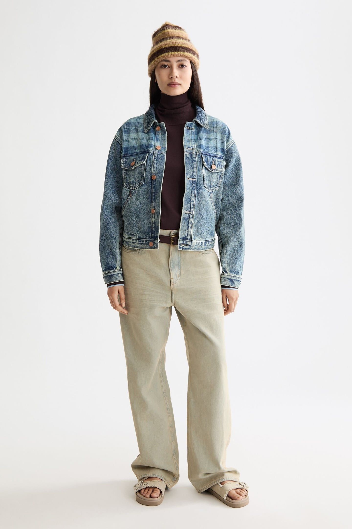 CUSTOMISED DENIM JACKET IN MIXED FABRIC - OUTDOOR BLUE 3
