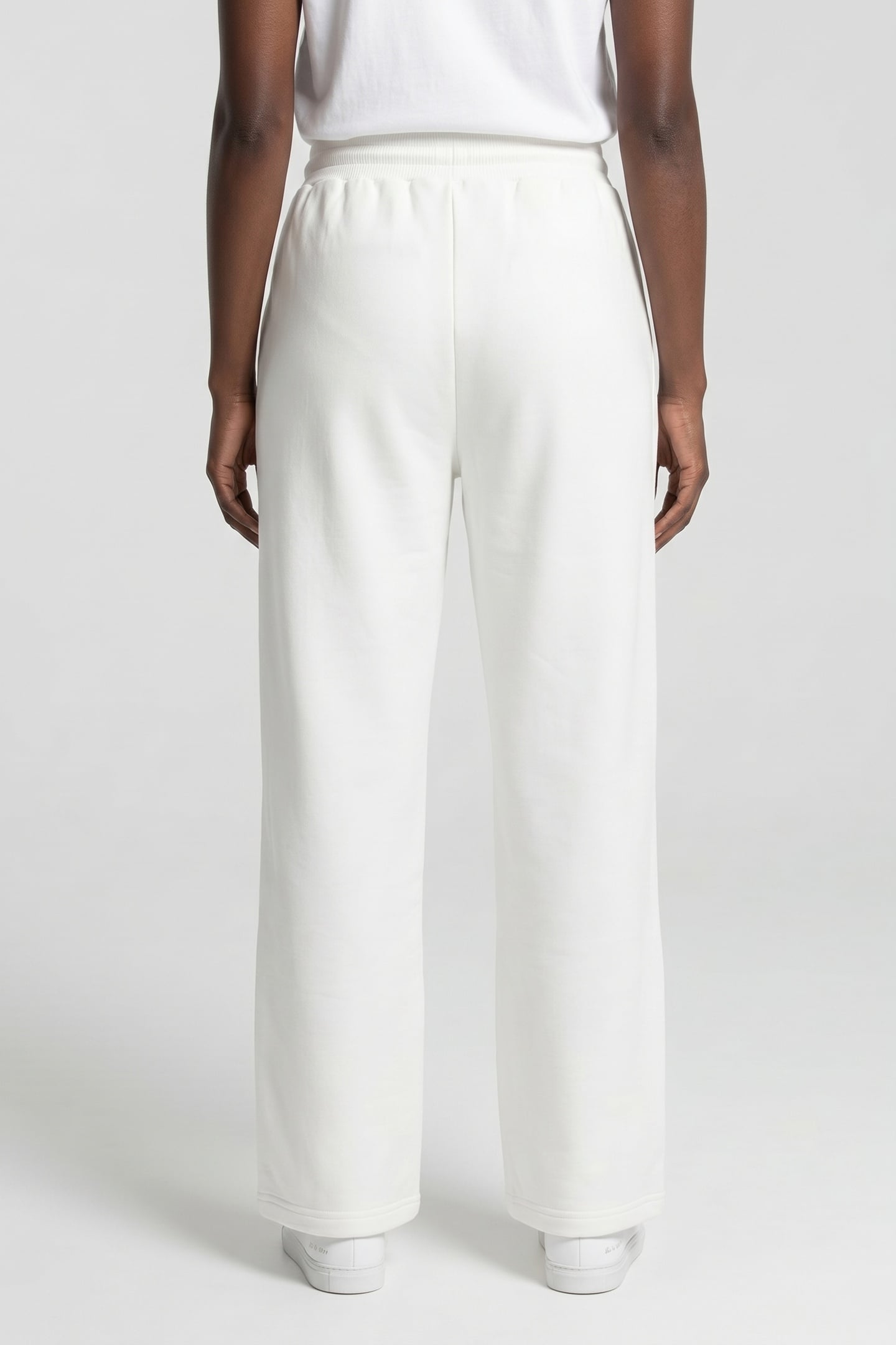 SWEATPANTS WHITE 3