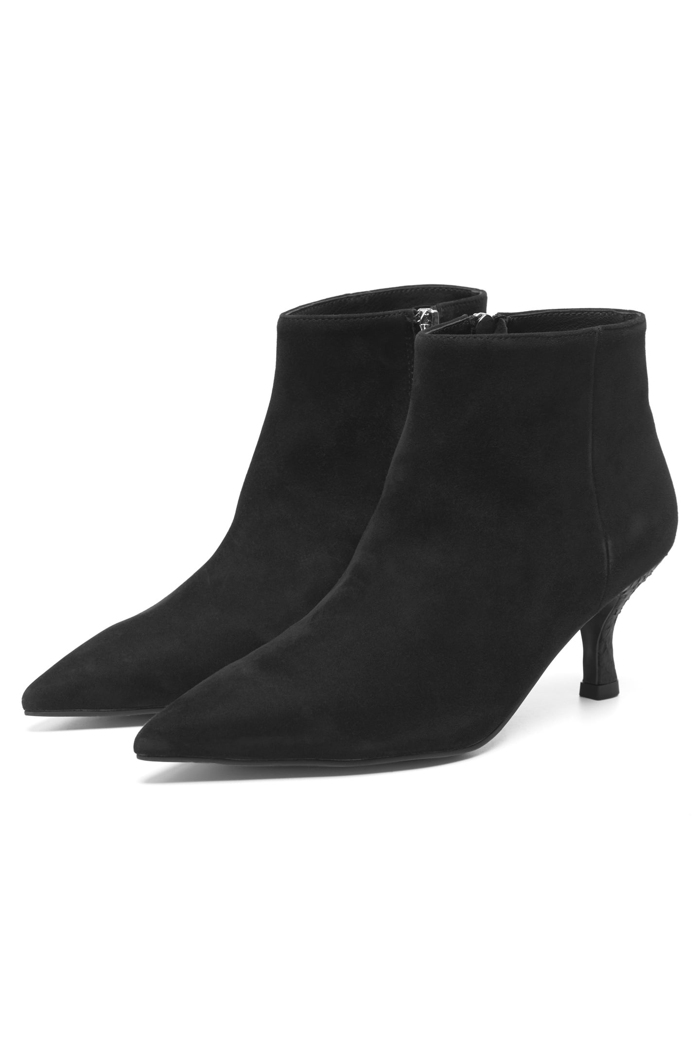 VERA S BLACK 2