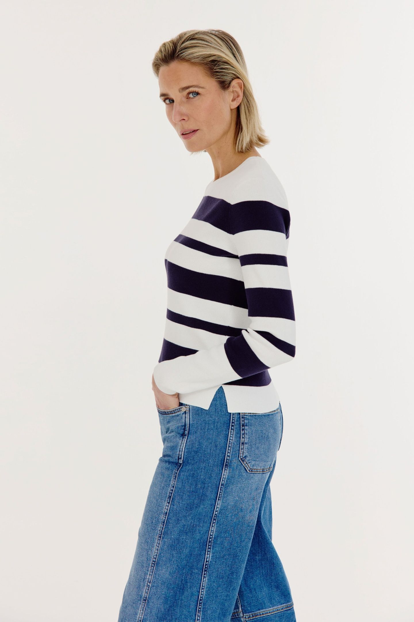 BREANNE SWEATER NAVY 4