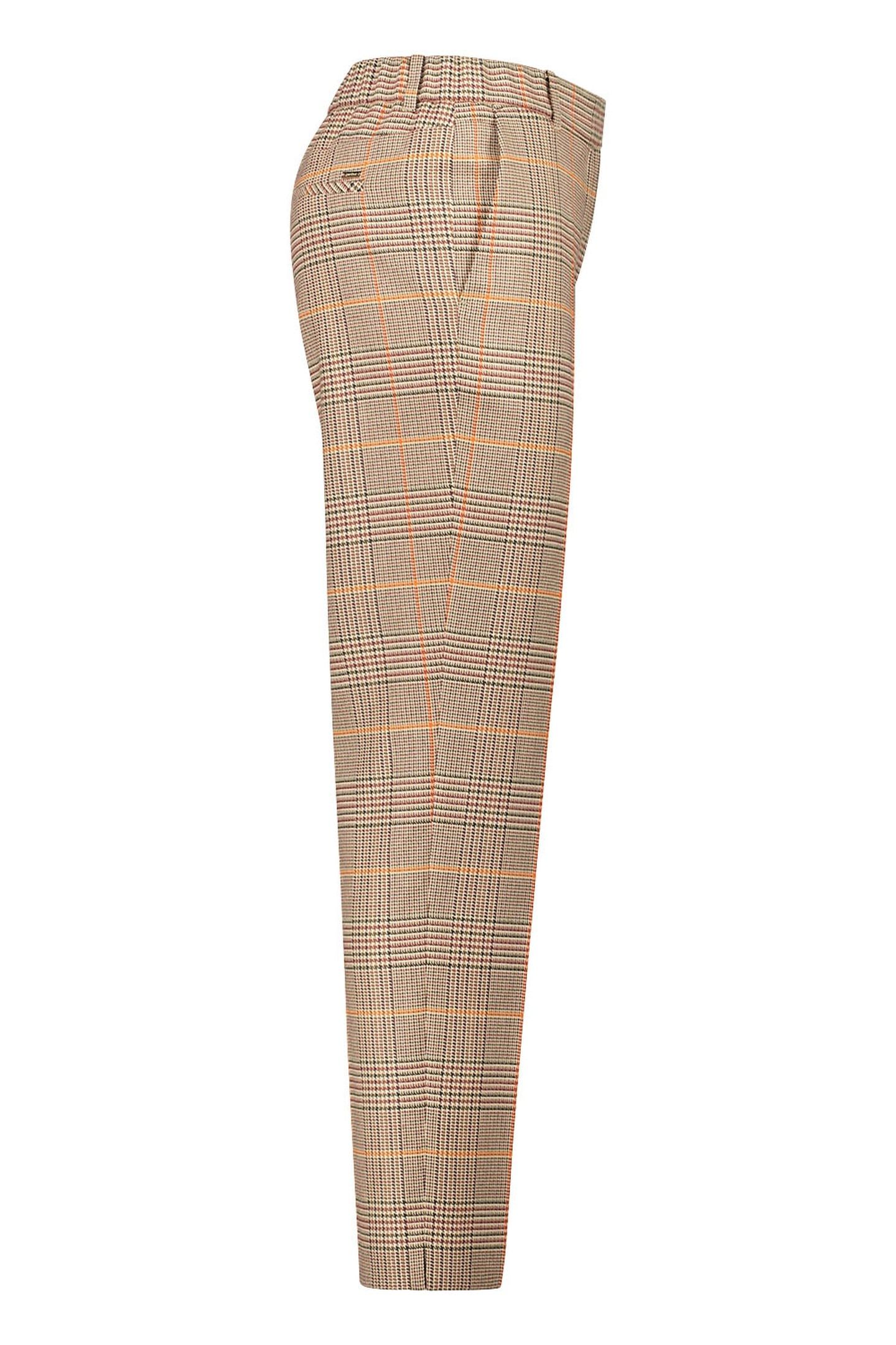 FRIEDI761-622221 CAMEL 3