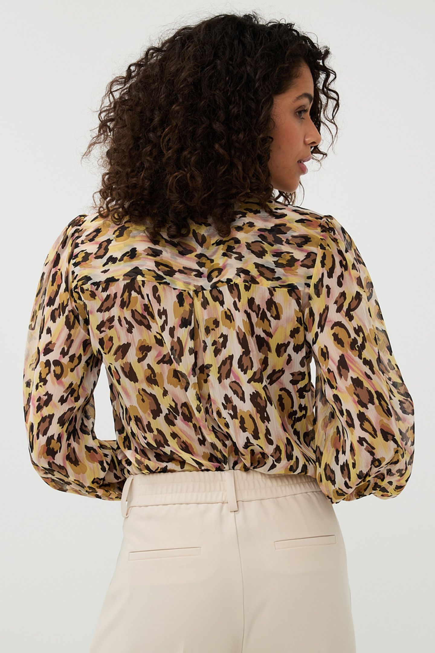 BLOUSE BASIC LEOPARD DREAM PRINT 3