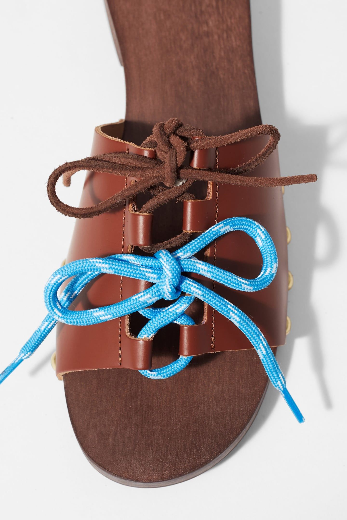 WOODY CLOG SANDAL BROWN 4