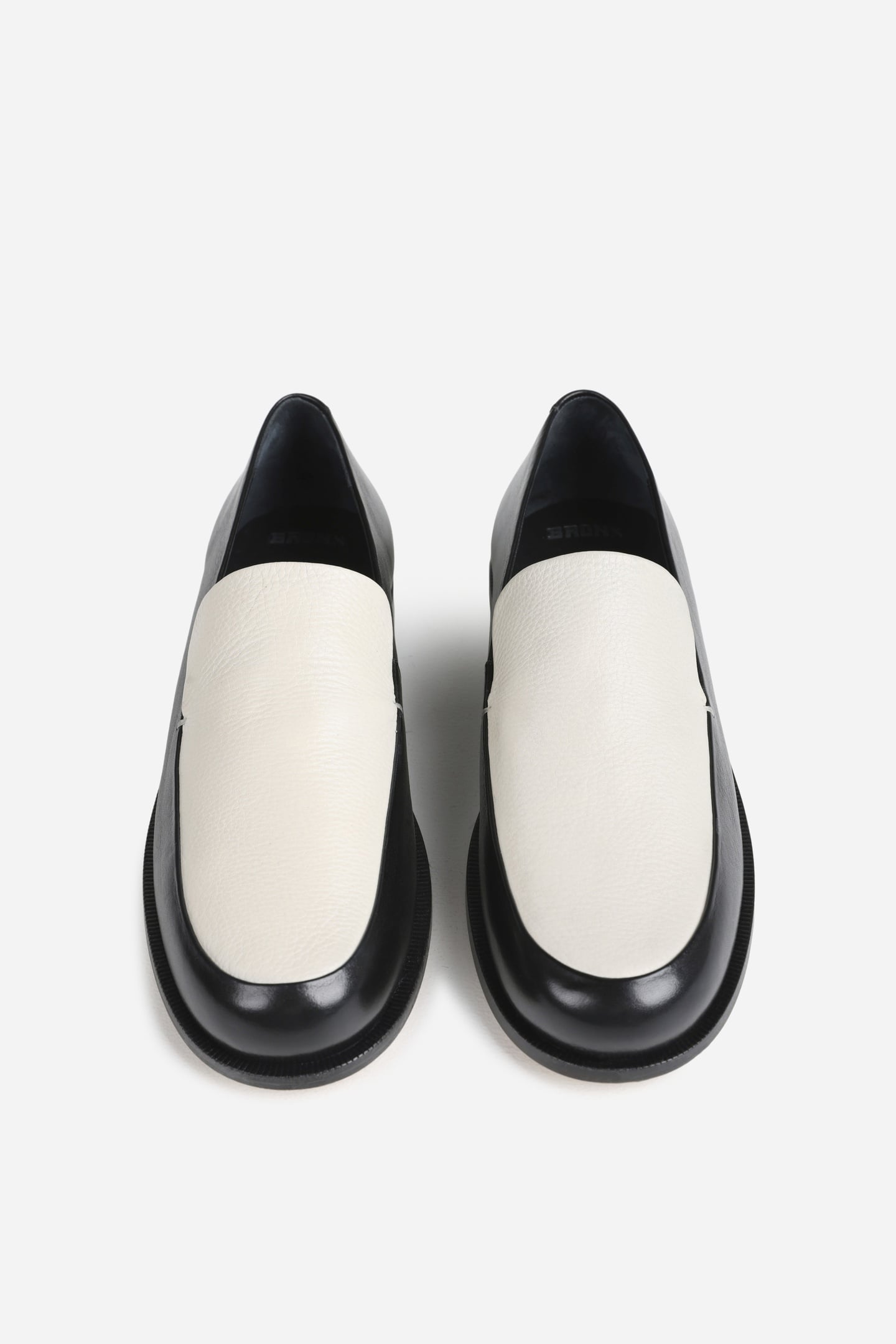 NOA-QUINN LOW SHOE BLACK/OFF WHITE 5