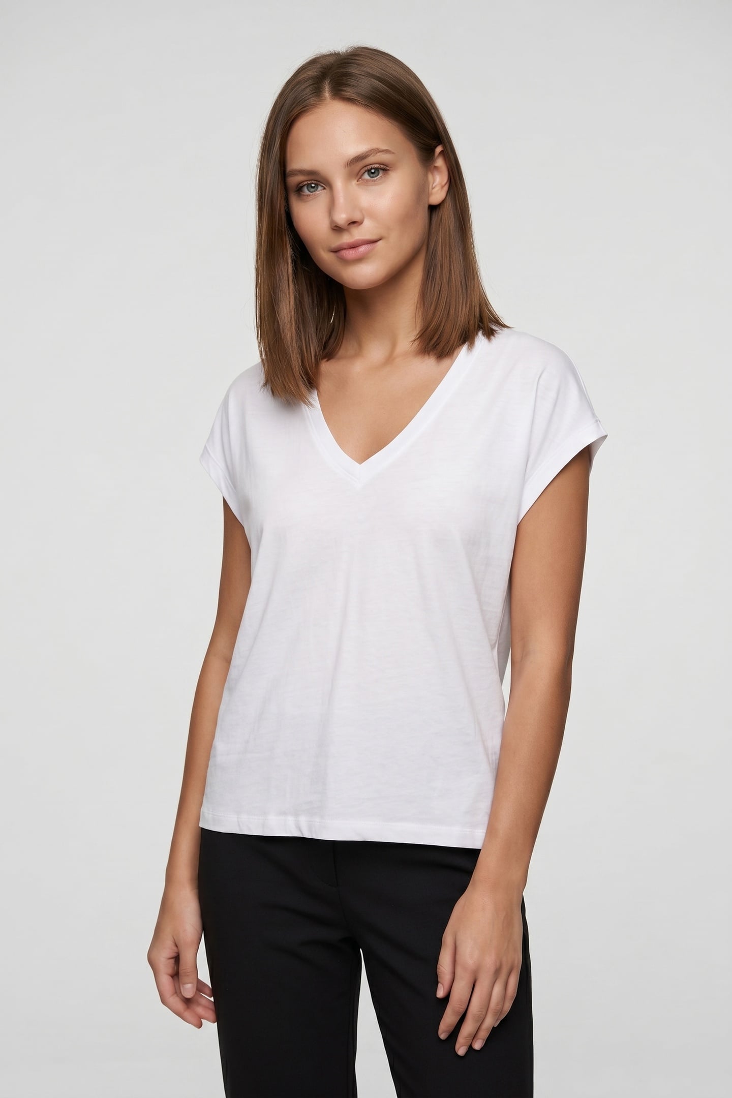 SLUB V-NECK T-SHIRT WHITE 1