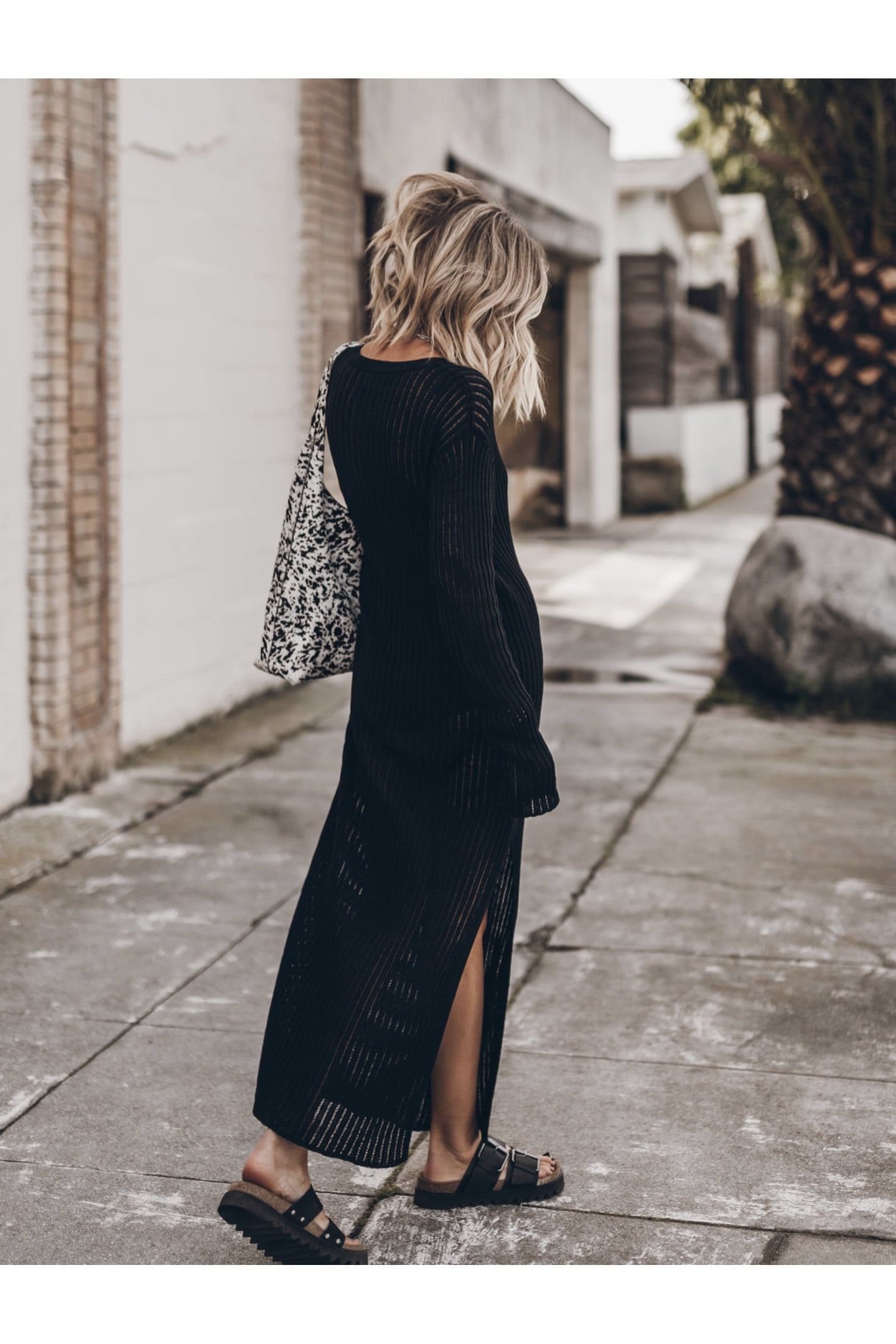 THE BLACK OPEN LONGSLEEVE DRESS 2