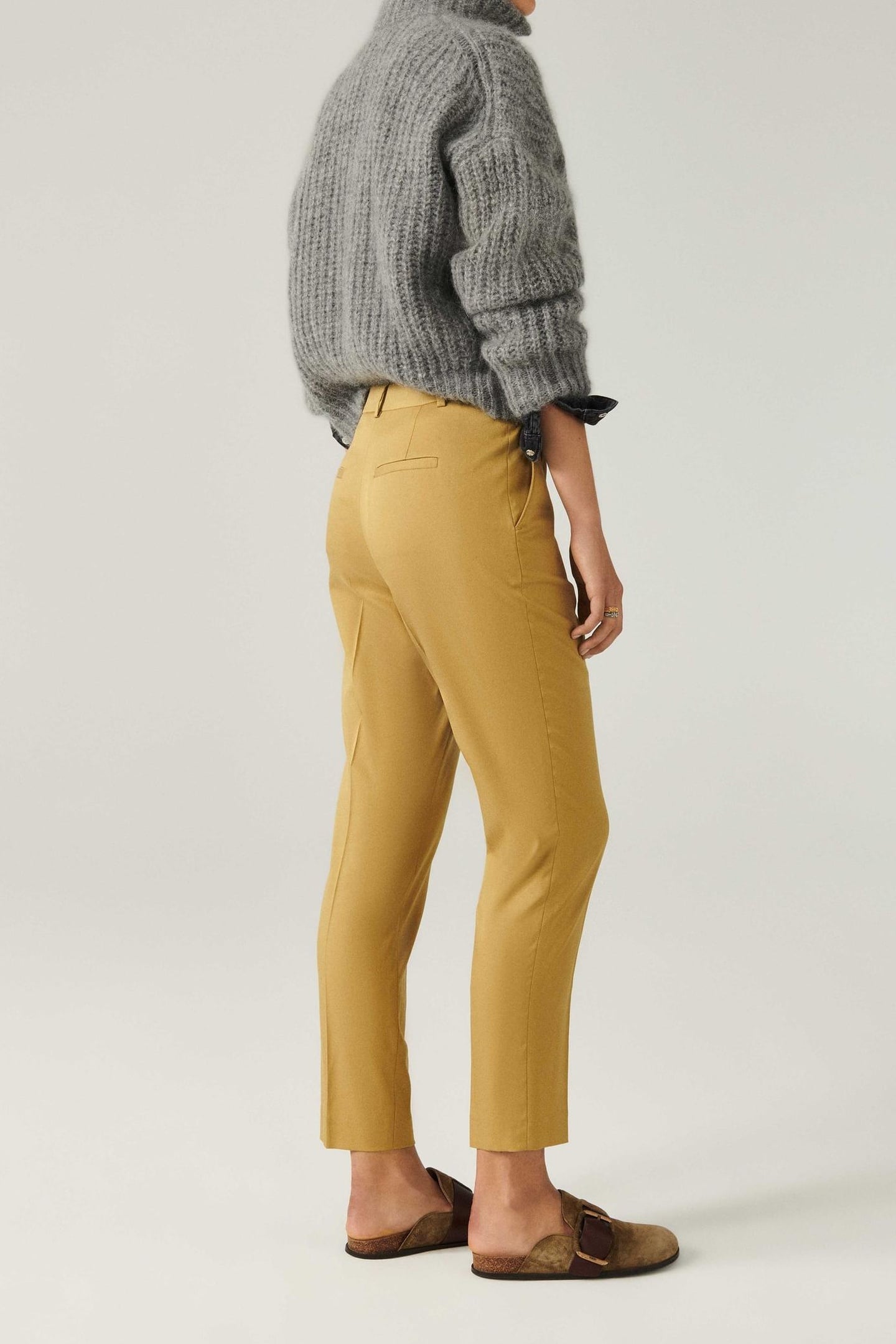 PANTALON DARCY OLIVE 3