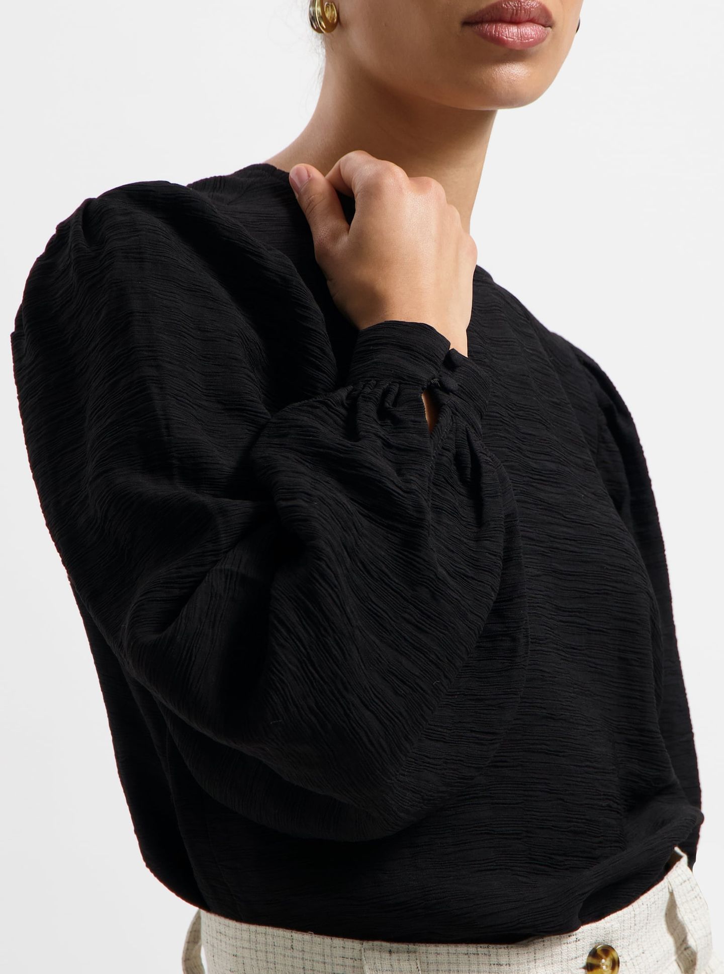 NOUS SOMMES LABELS – LYDIE BLOUSE BLACK 8