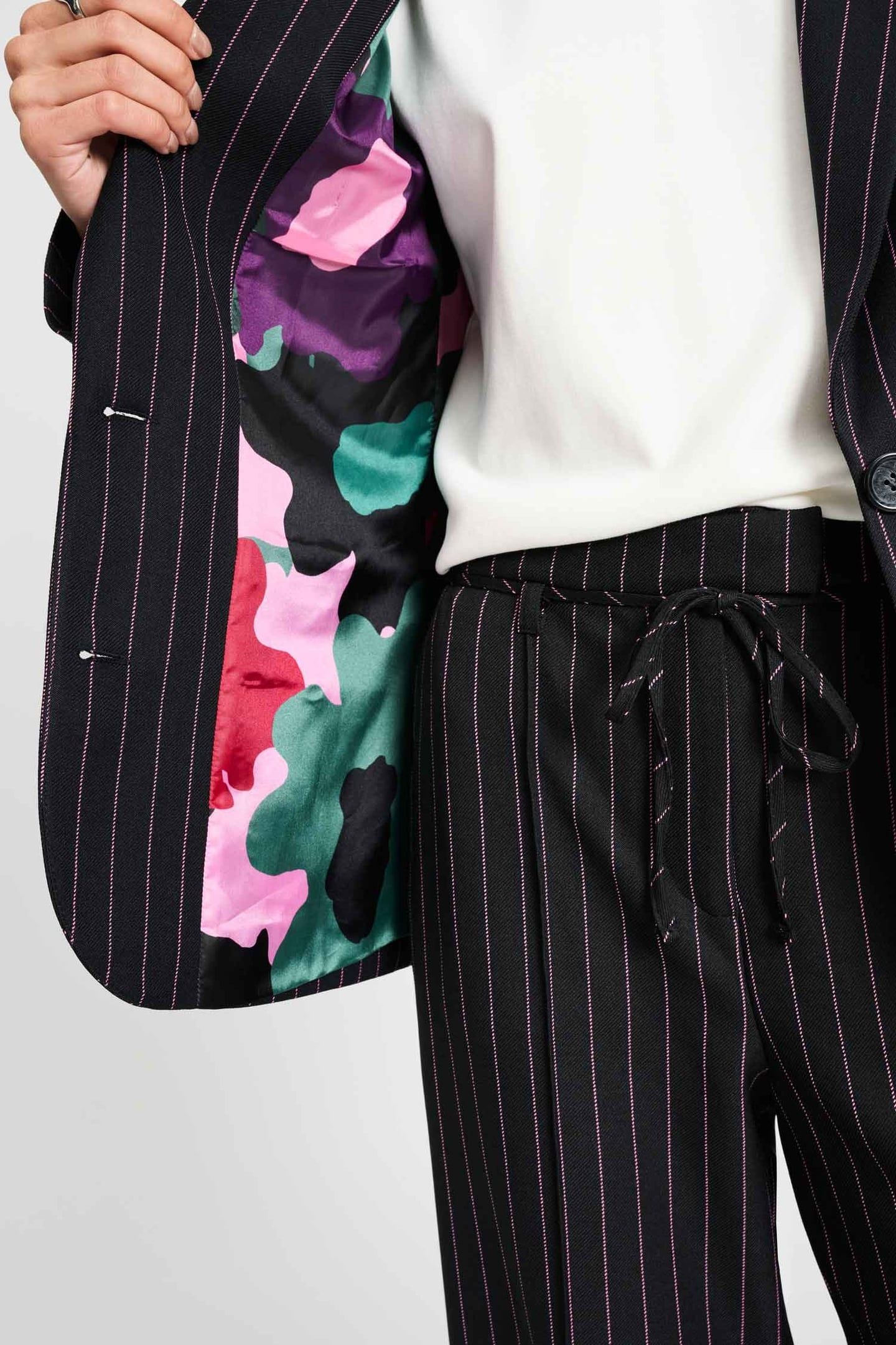 BLAZER - NOIR STRIPED 6