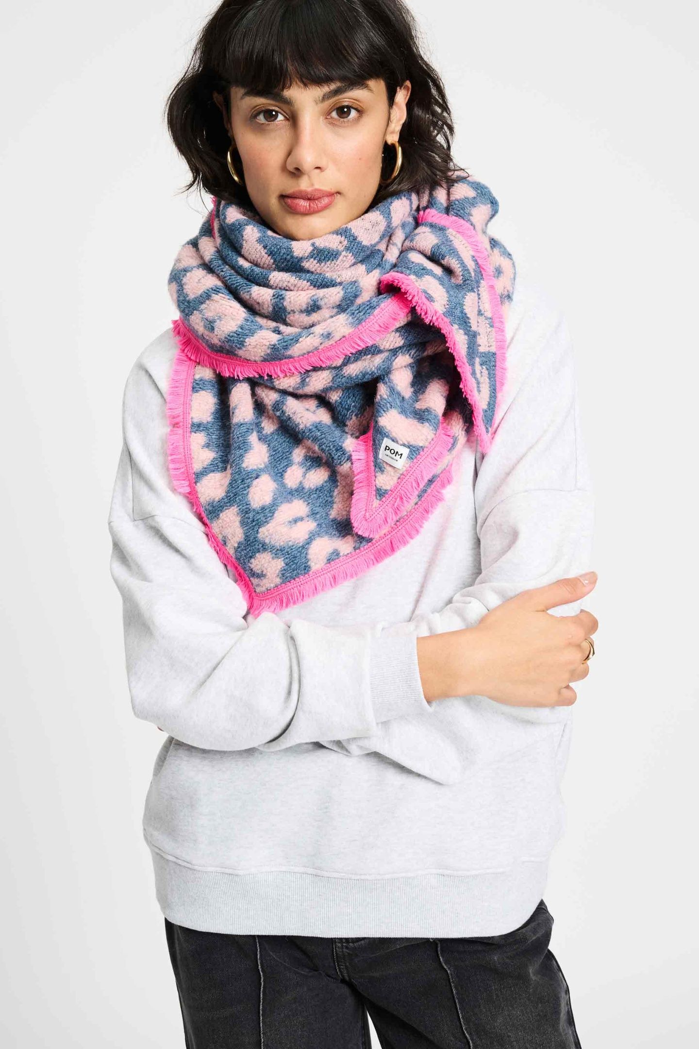 SHAWL - LEOPARD GREY 1
