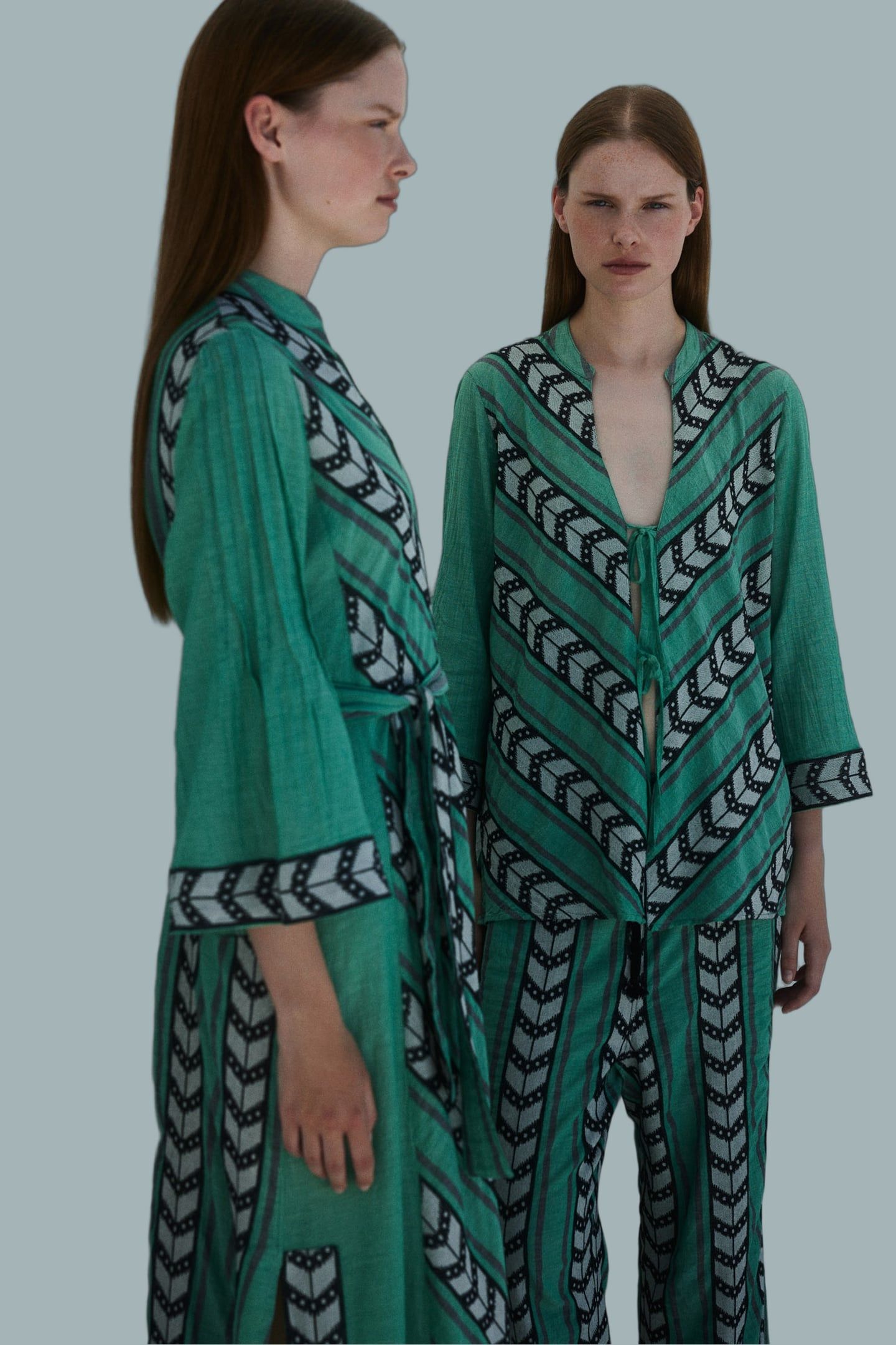 TOP GREEN BLACK 5