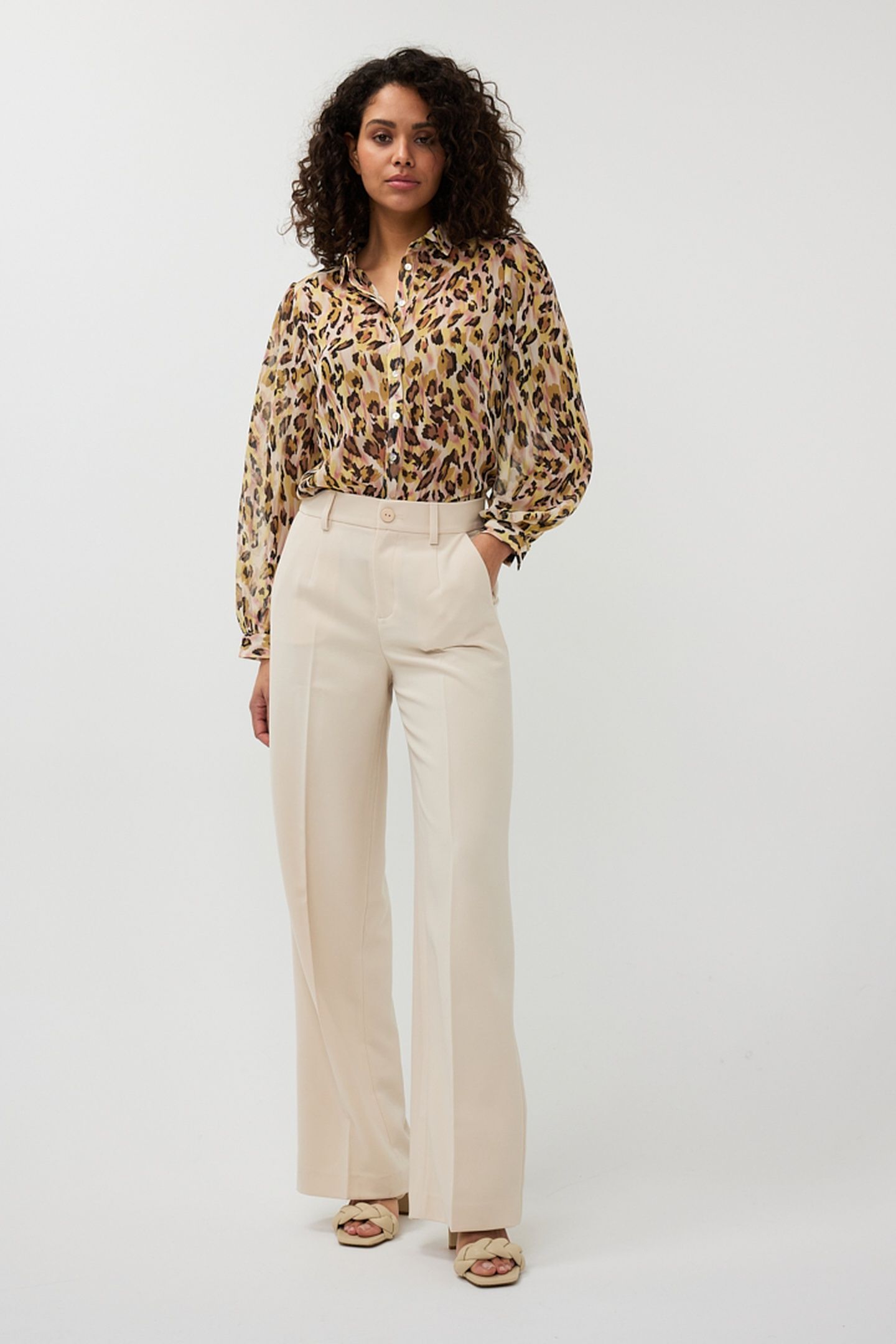 BLOUSE BASIC LEOPARD DREAM PRINT 2