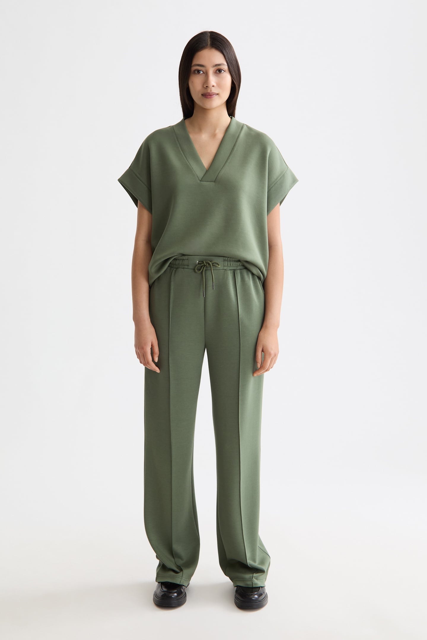 V-NECK SLEEVELESS MODAL SWEATSHIRT THYME 2