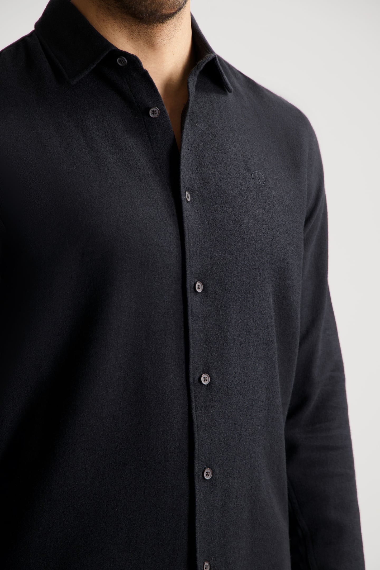 DS_ALVIN SHIRT BLACK 5