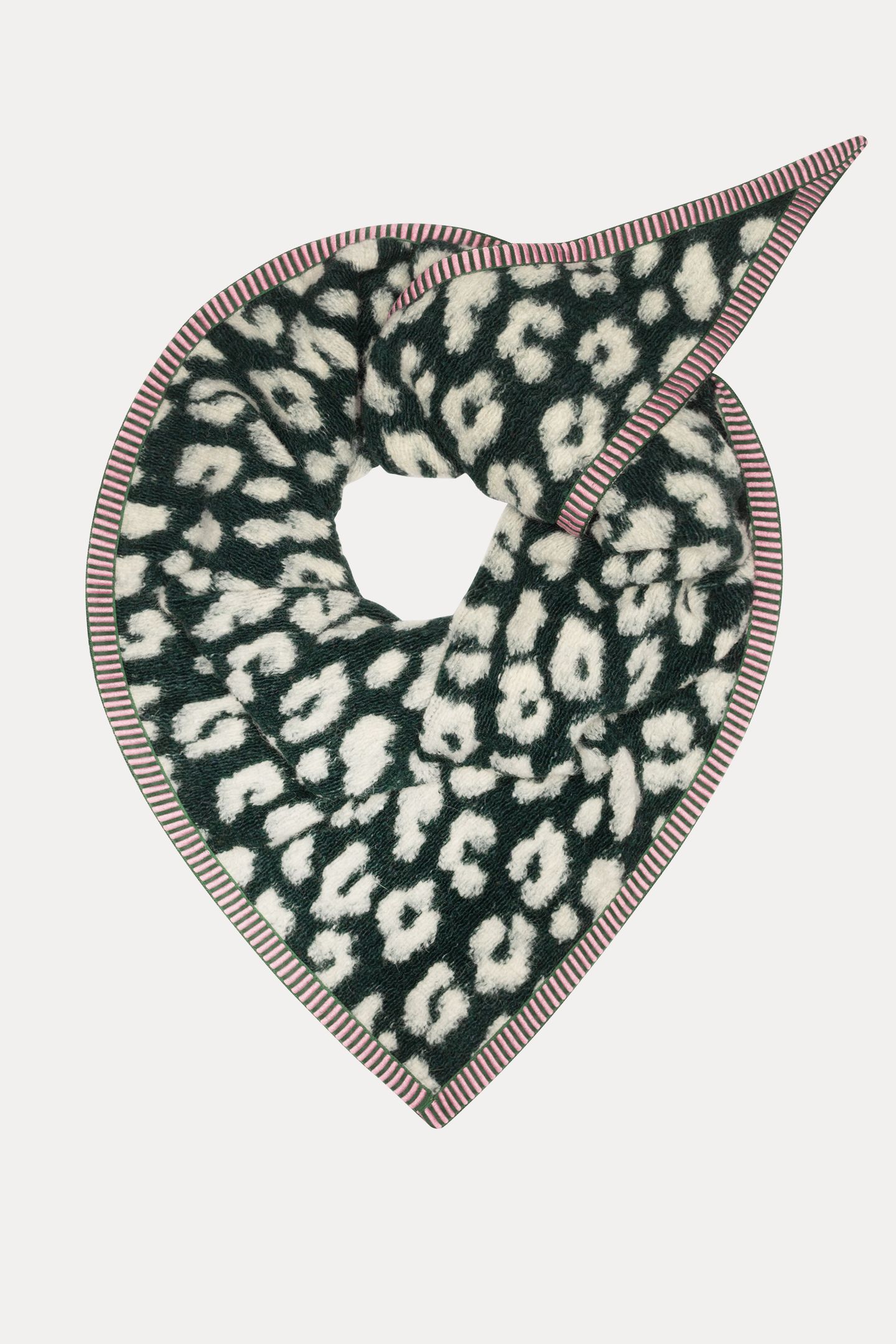 SHAWL - LEOPARD GREEN 3