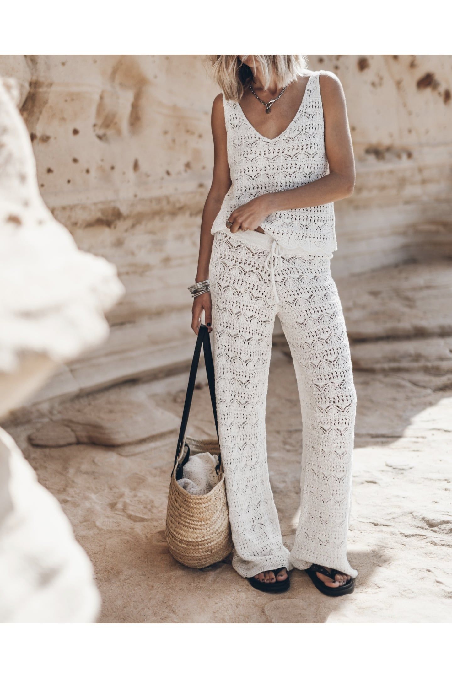 THE ECRU CROCHET TANK TOP 2