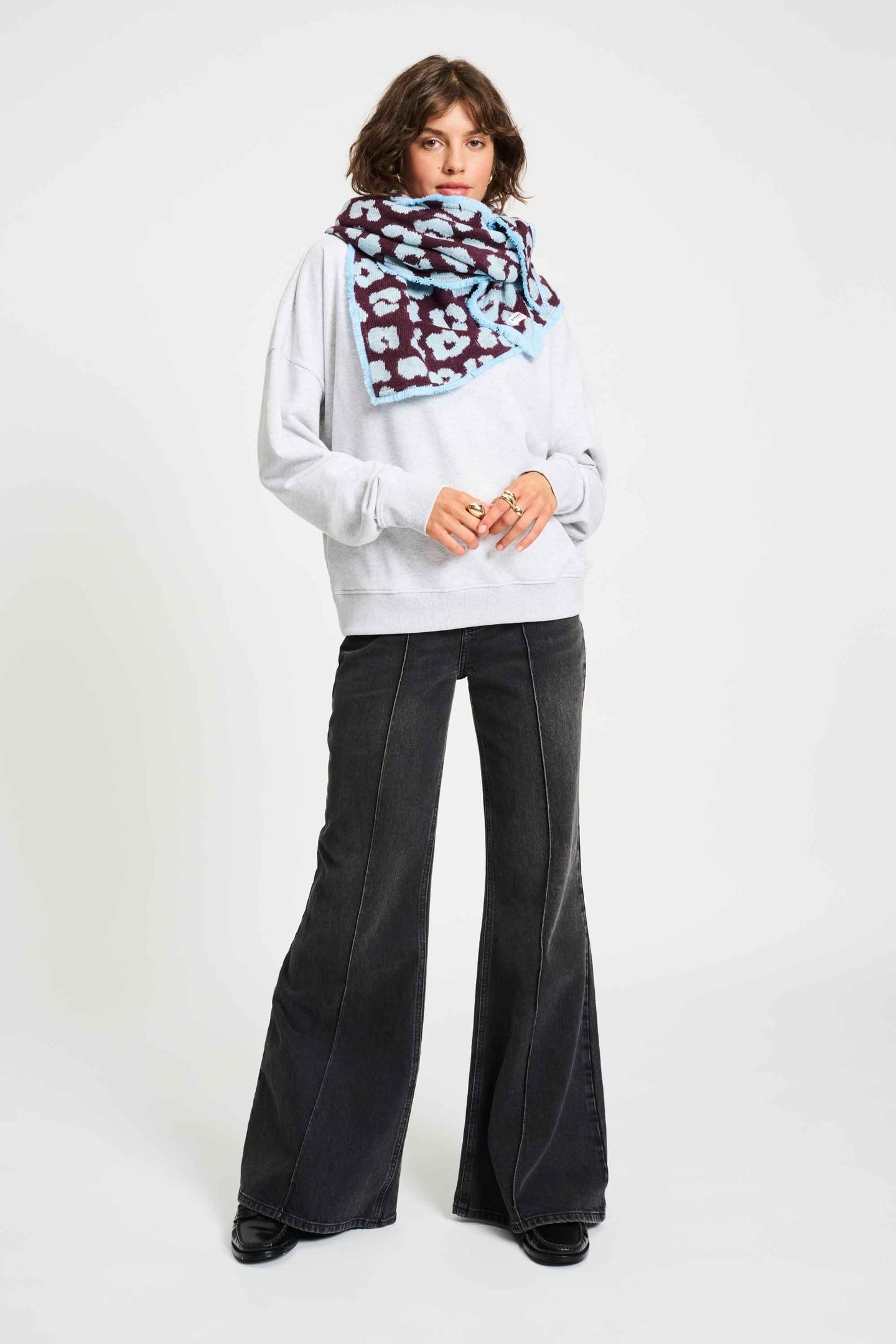 SHAWL - LEOPARD PLUM 1