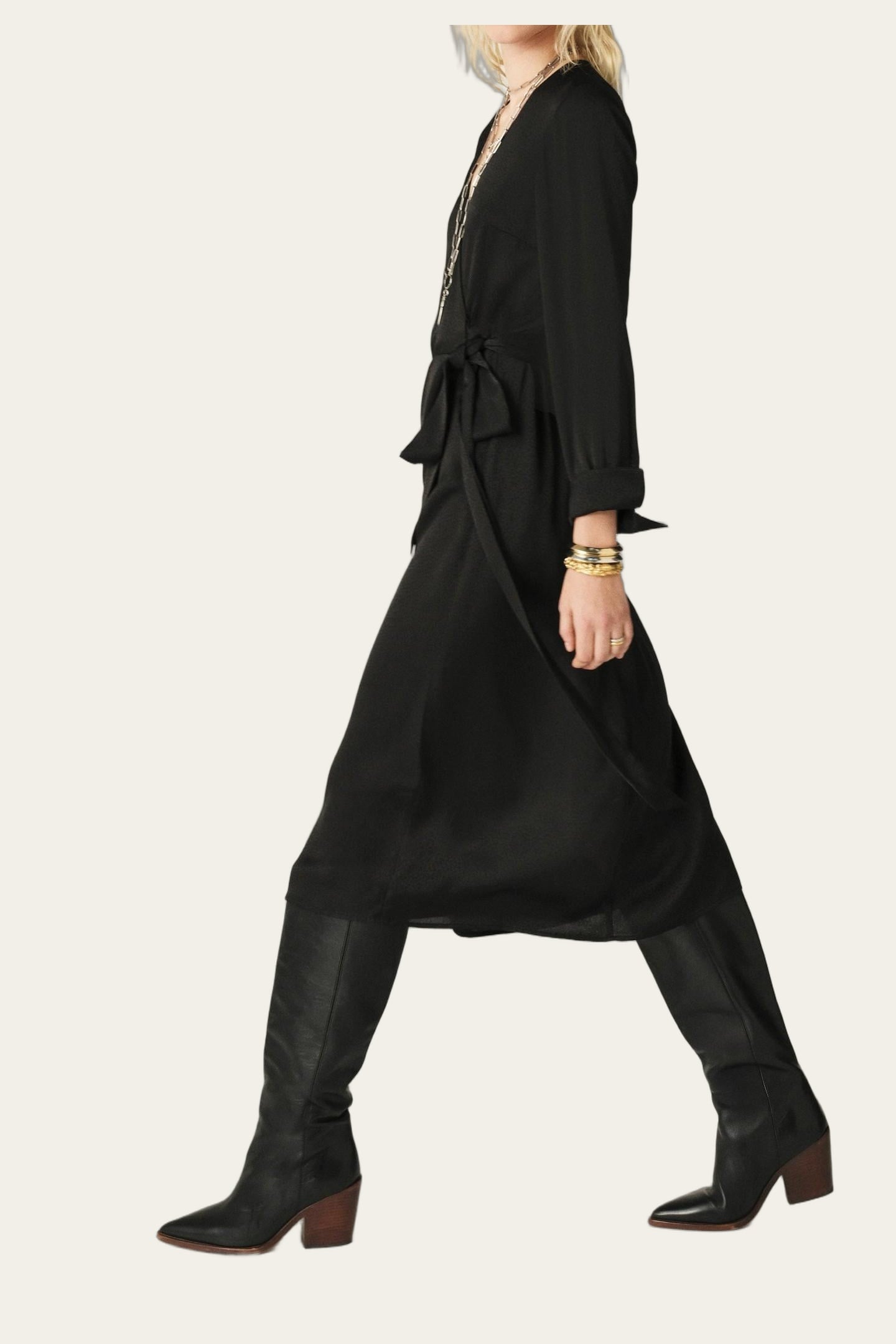 ROBE IRIS NOIR 3