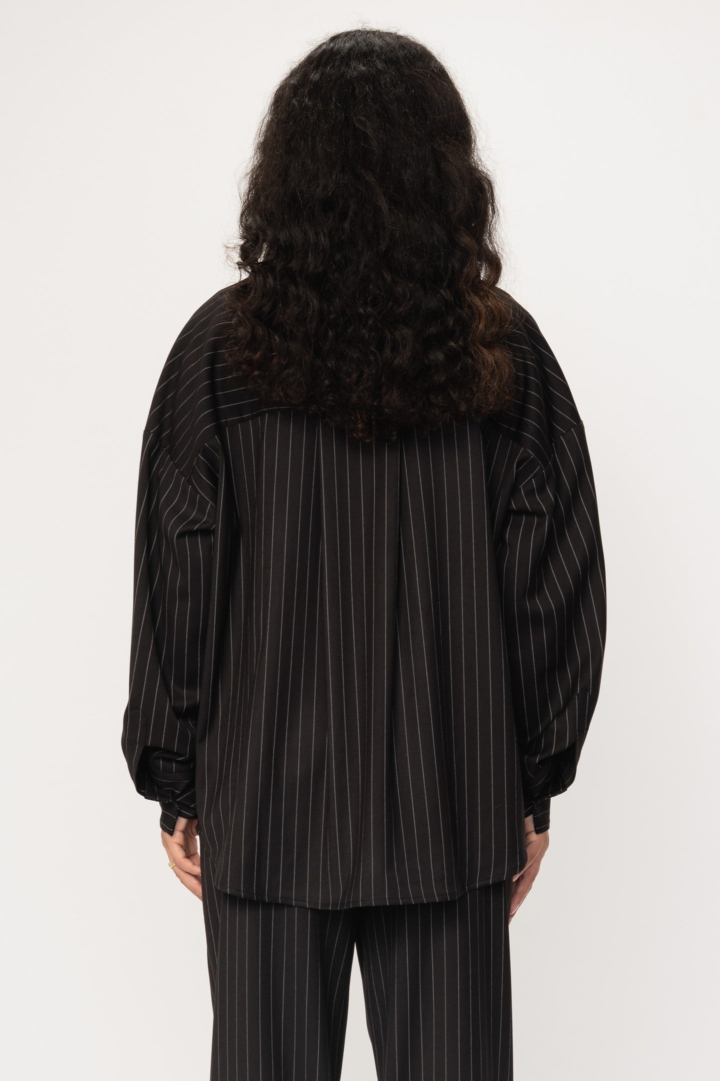 THUBAN TOP BLACK PINSTRIPE 6