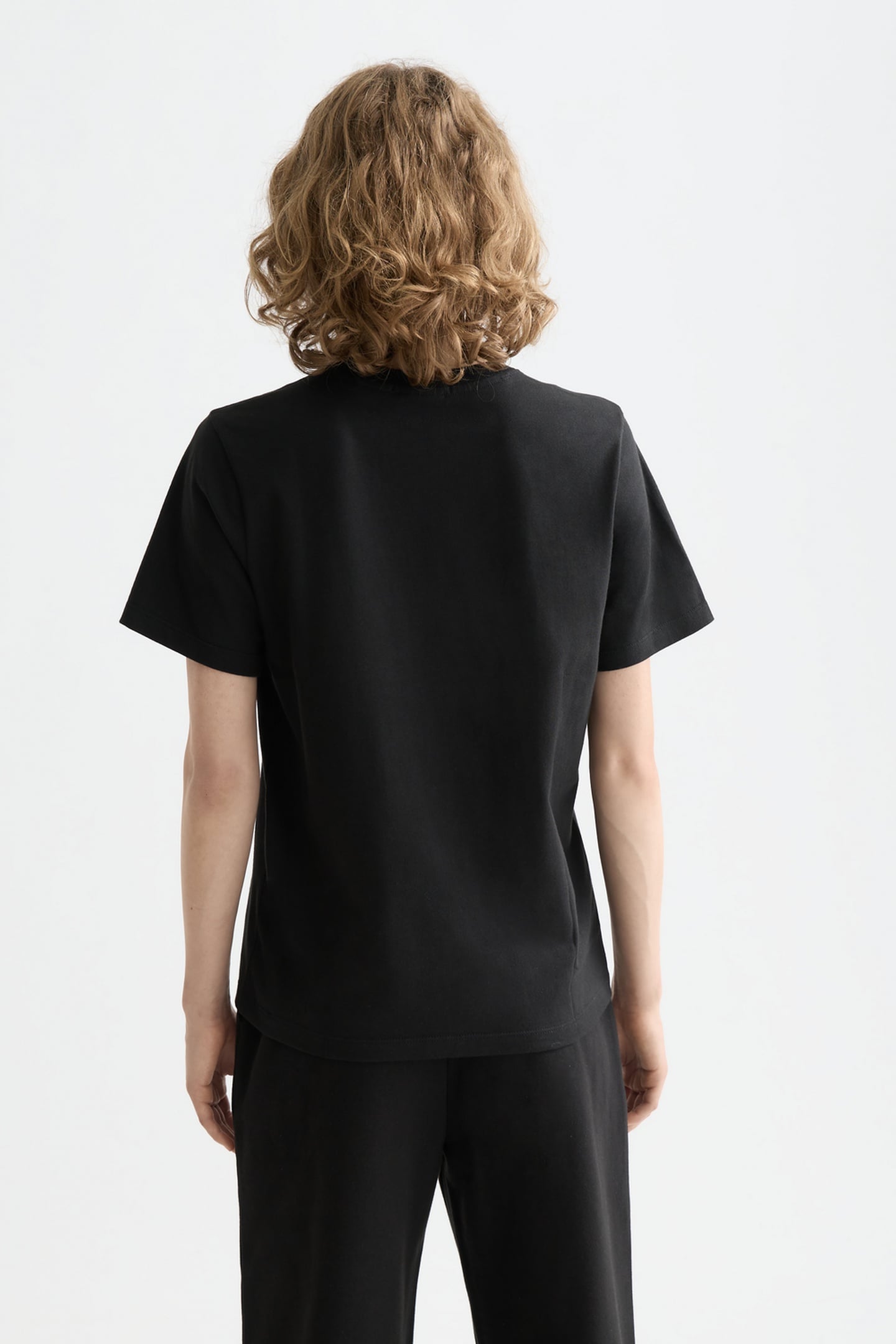 CHEST ARTWORK REGULAR T-SHIRT BLACK 3