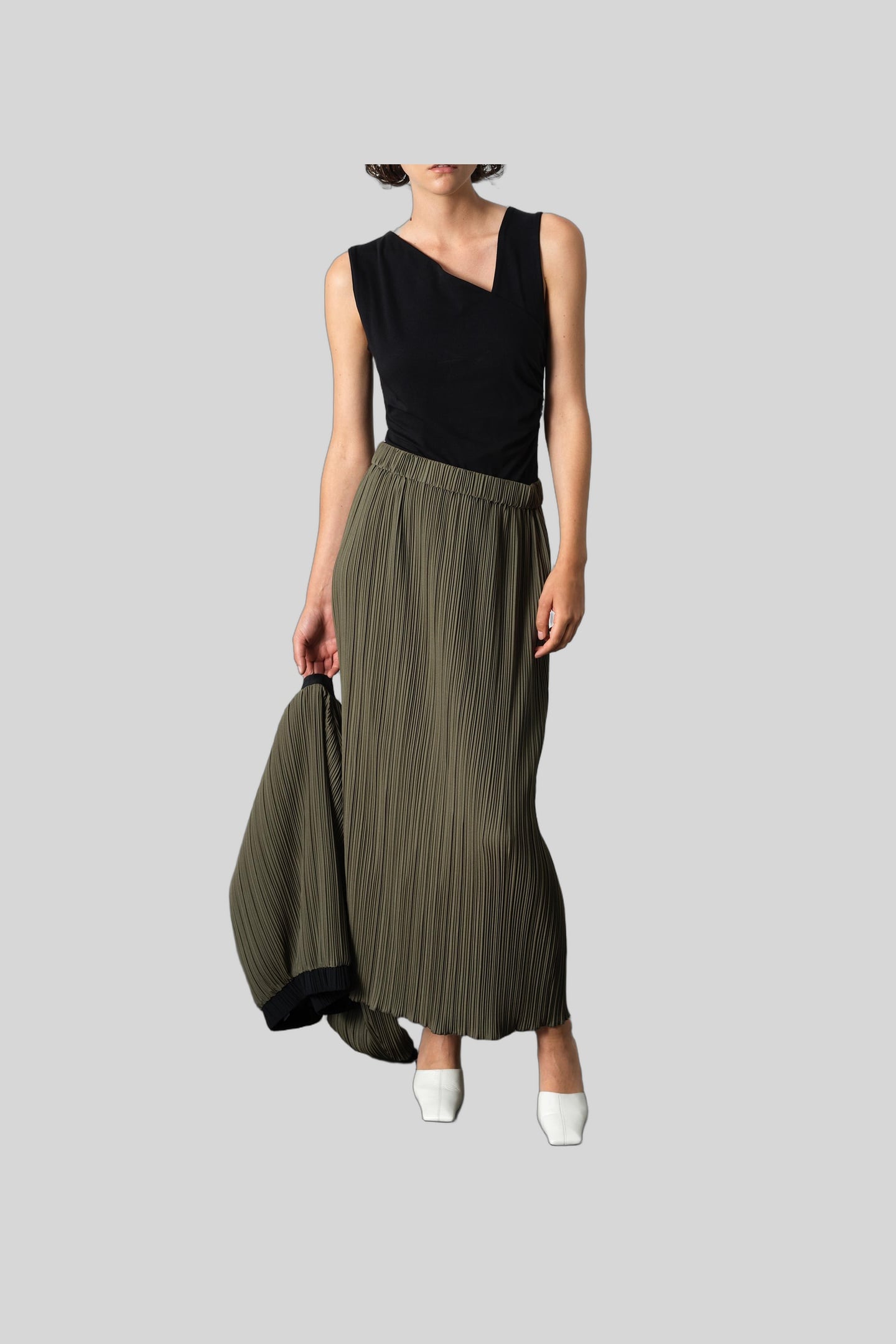 NIRI PLISSE COLUMNED MIDI SKIR KHAKI GREEN 1