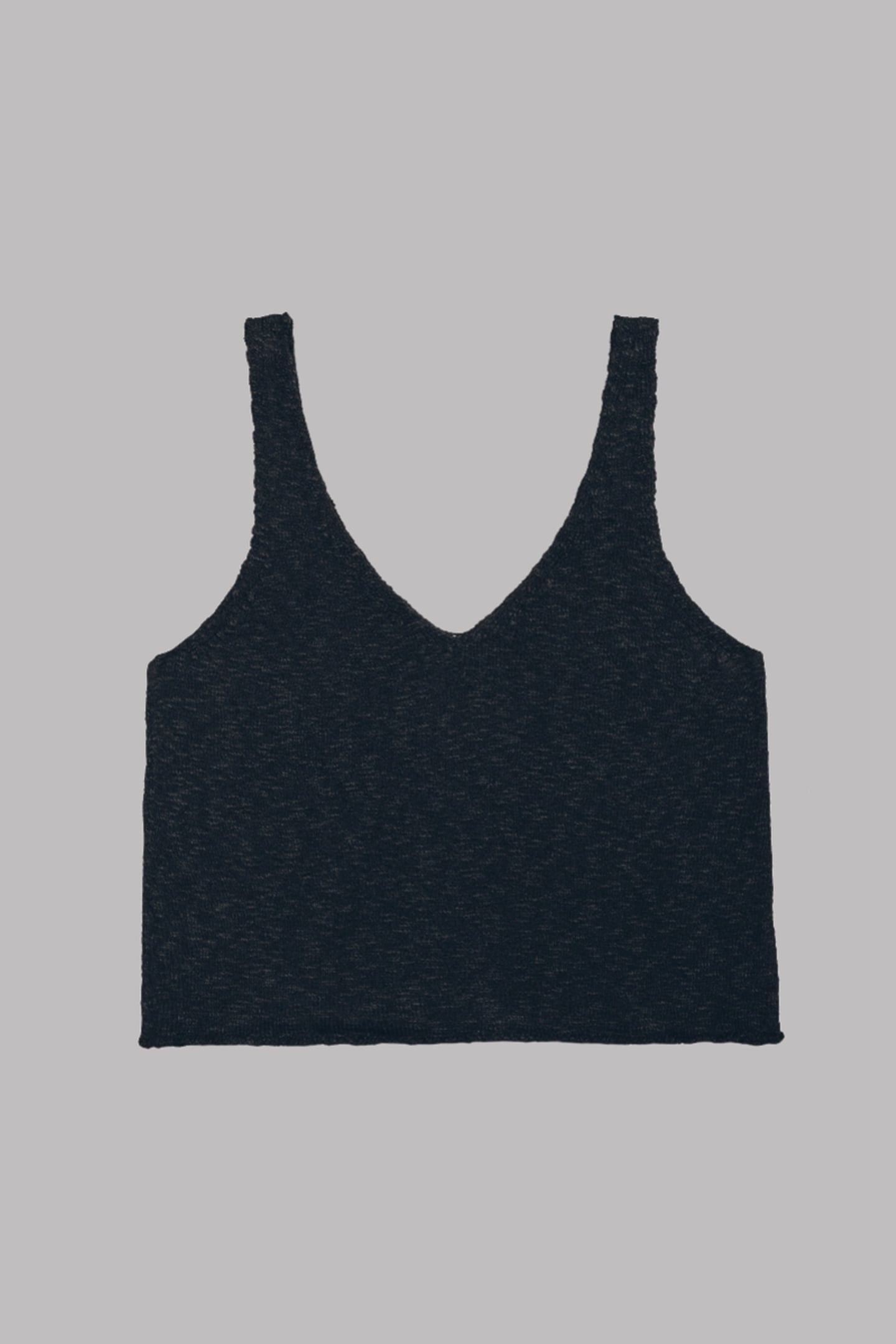 THE BLACK THIN KNITTED TANK TOP 3