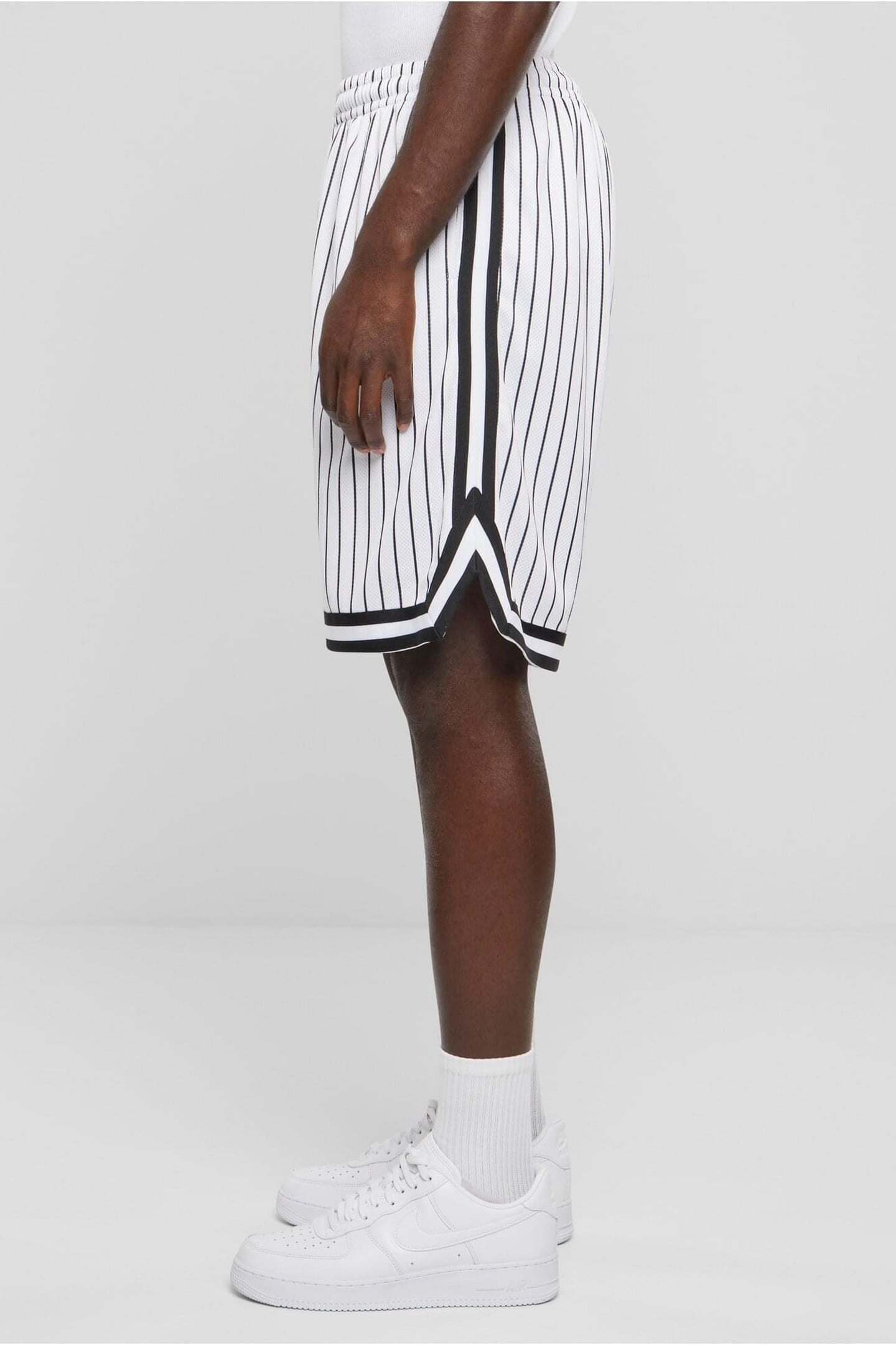 STRIPED MESH SHORTS WHITE/BLACK 4