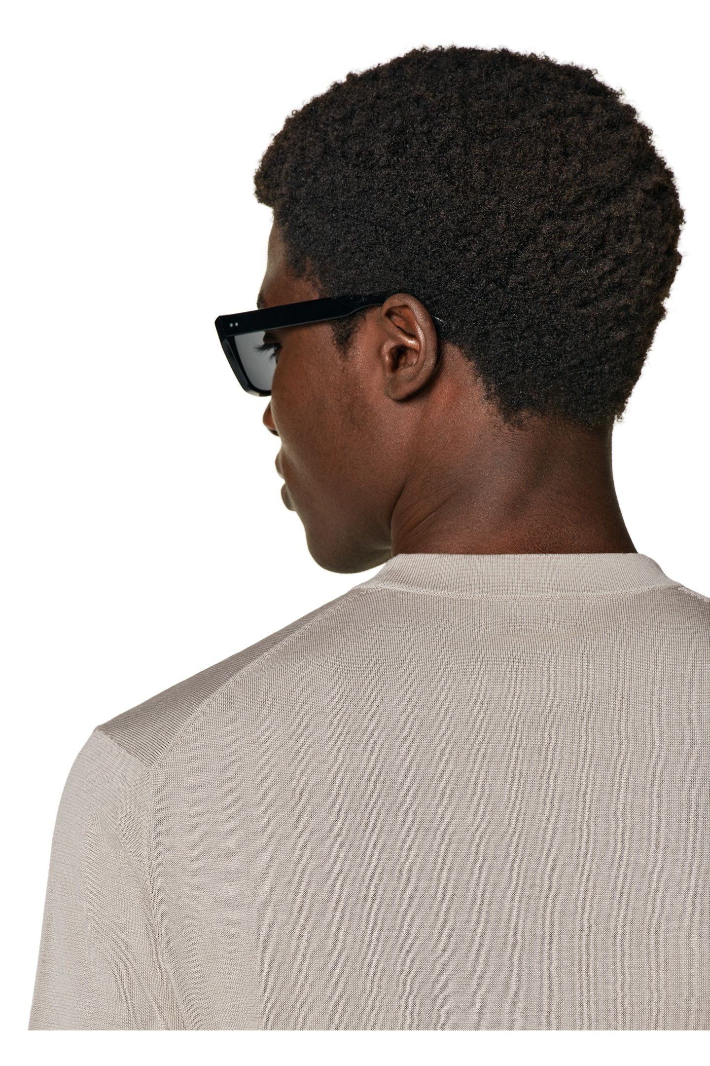 SS CREW MUSHROOM CREW AND V NECK 4