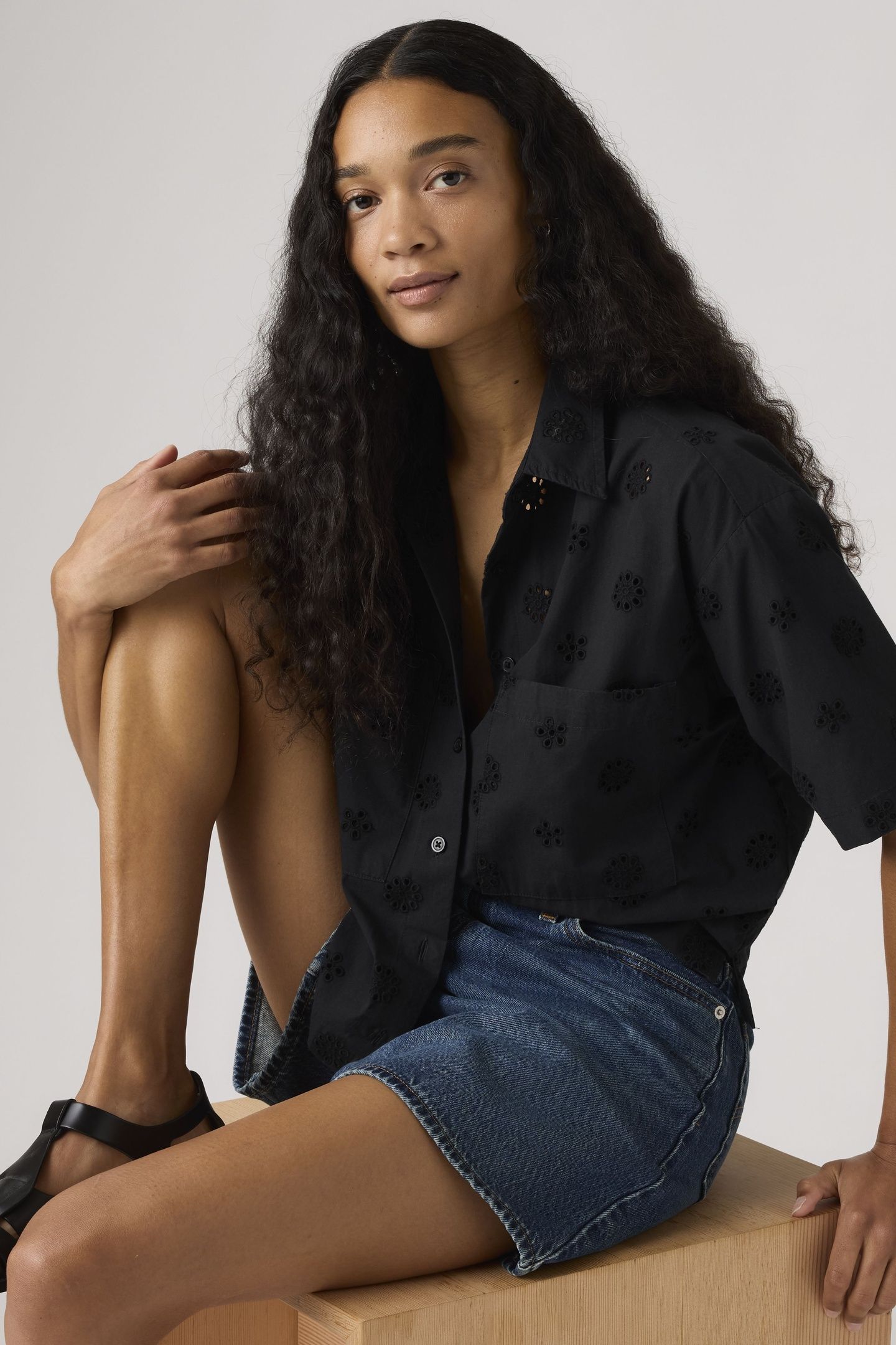 NOVELTY HARLIE SHORT SLEEVE CROPPED SHIRT 1