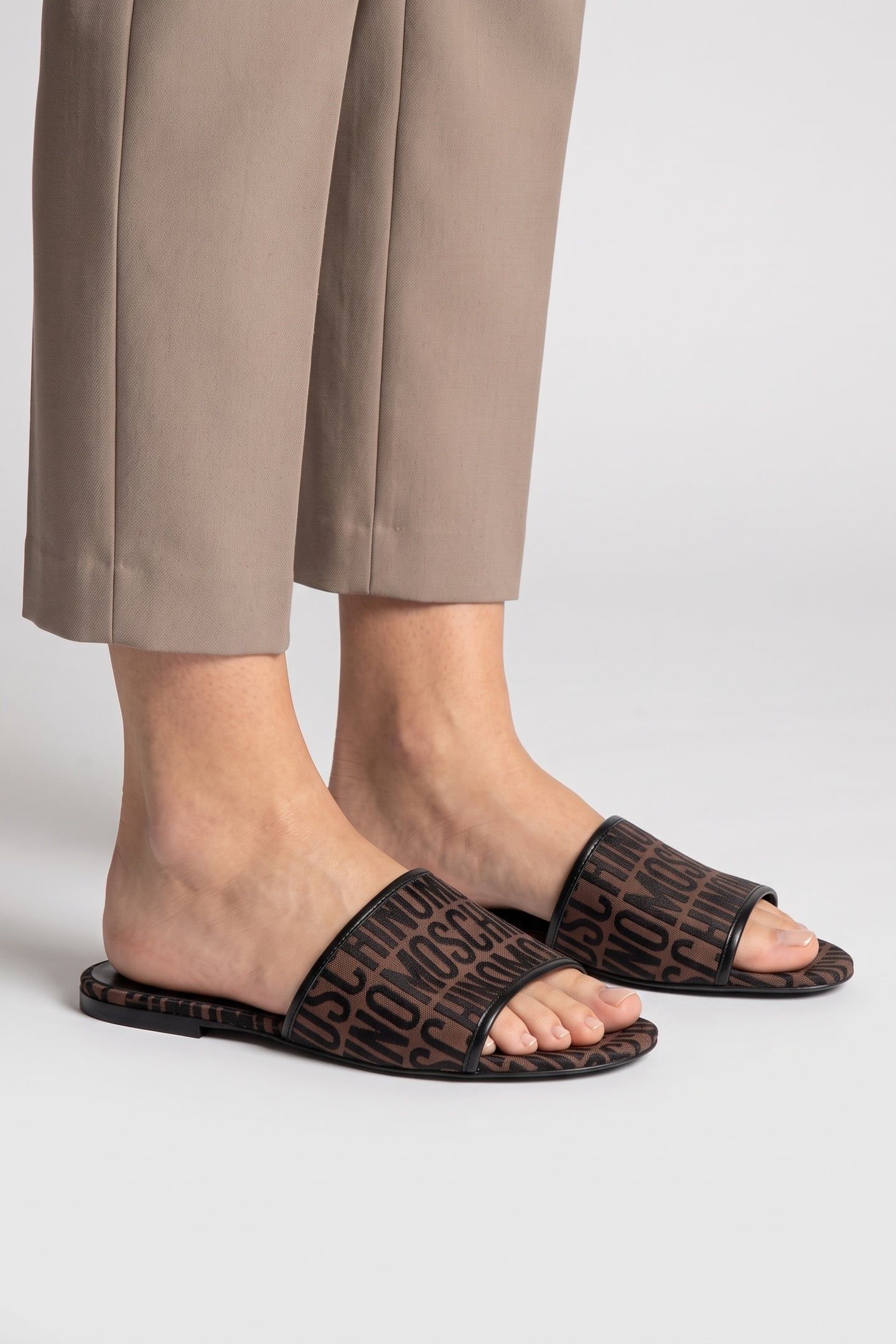 LEATHER SANDALS BROWN 3