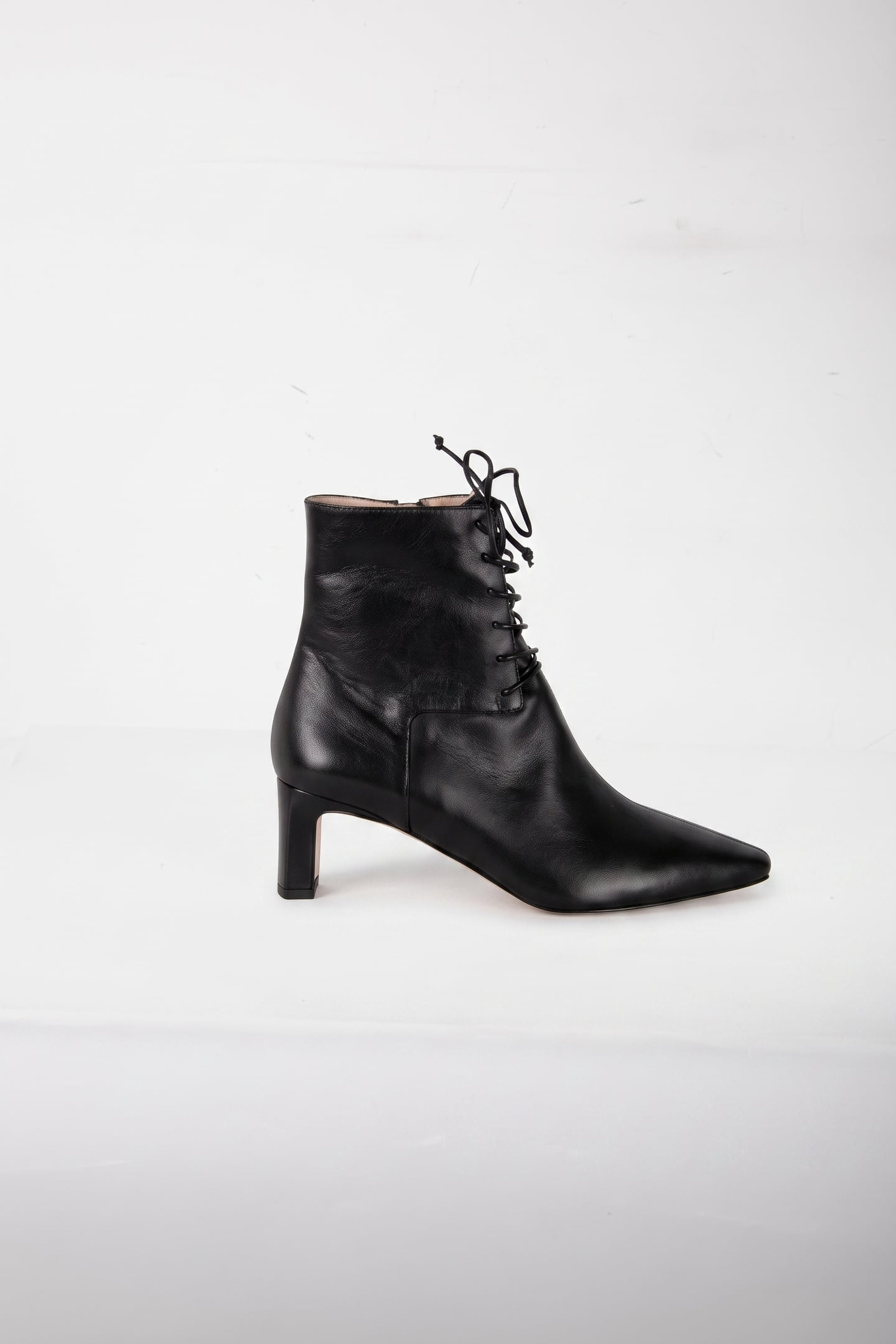 BETTY LACE UP BLOCK BOOTS BLACK 1