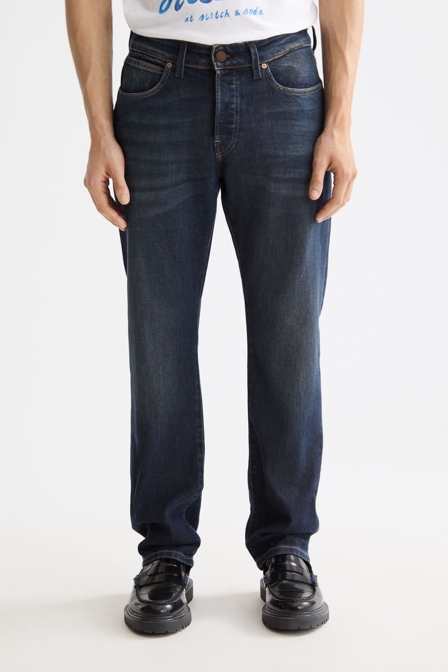 THE ZEE STRAIGHT JEANS — PAINT IT BLAUW 1